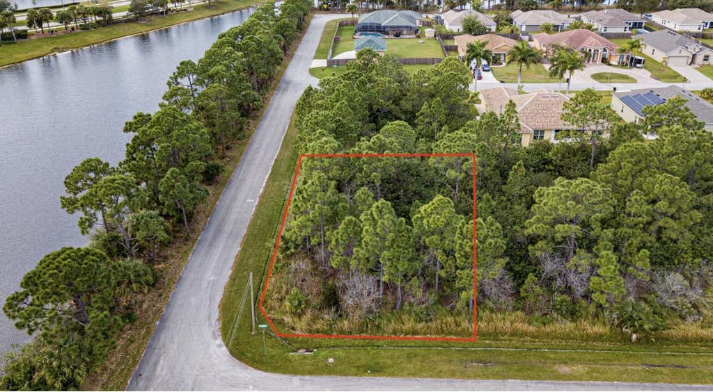 Photo of 2198 SW Imperial Street, Port Saint Lucie, FL 34987 (MLS # R10976206)