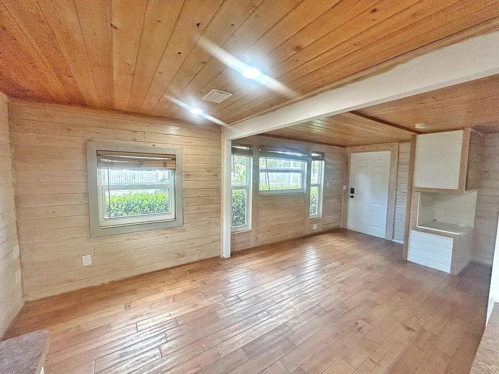 Photo of 3268 SE Golden Gate Avenue, Stuart, FL 34997 (MLS # R11129049)