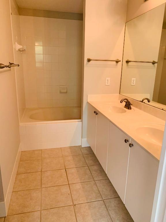 VILLAGE AT ABACOA CONDO - Residential Lease