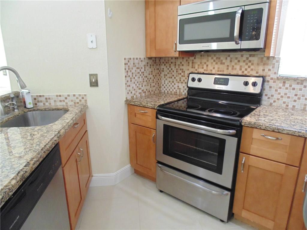 Coral Key Condo - Residential Lease
