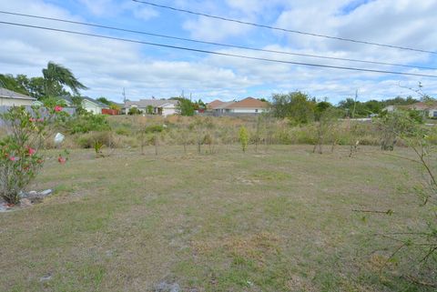 A home in Port St Lucie