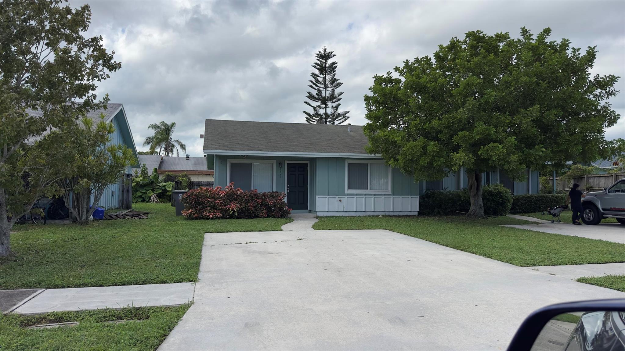 HIGHLAND PINES 2 - Residential Lease