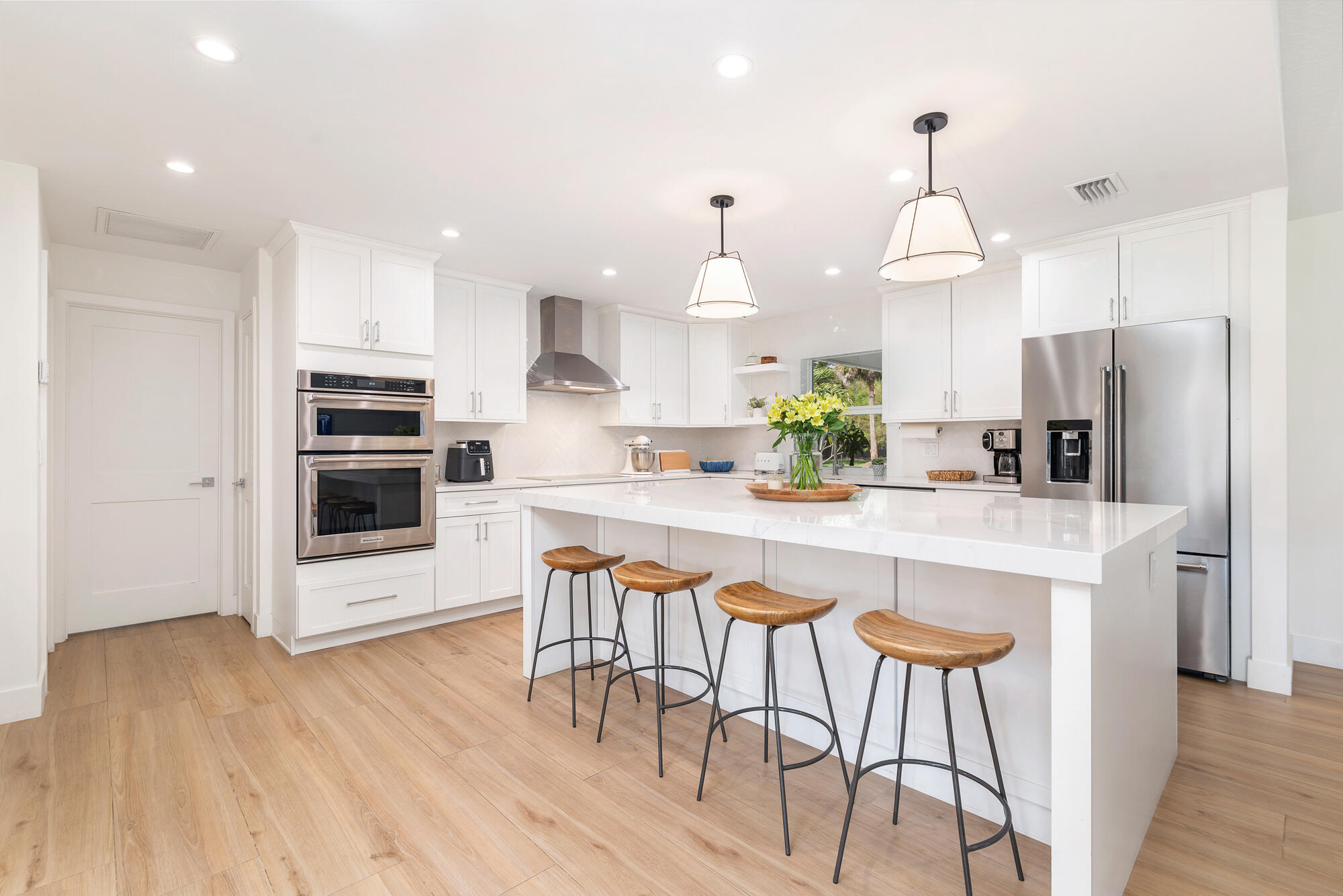 HORSESHOE ACRES - Residential