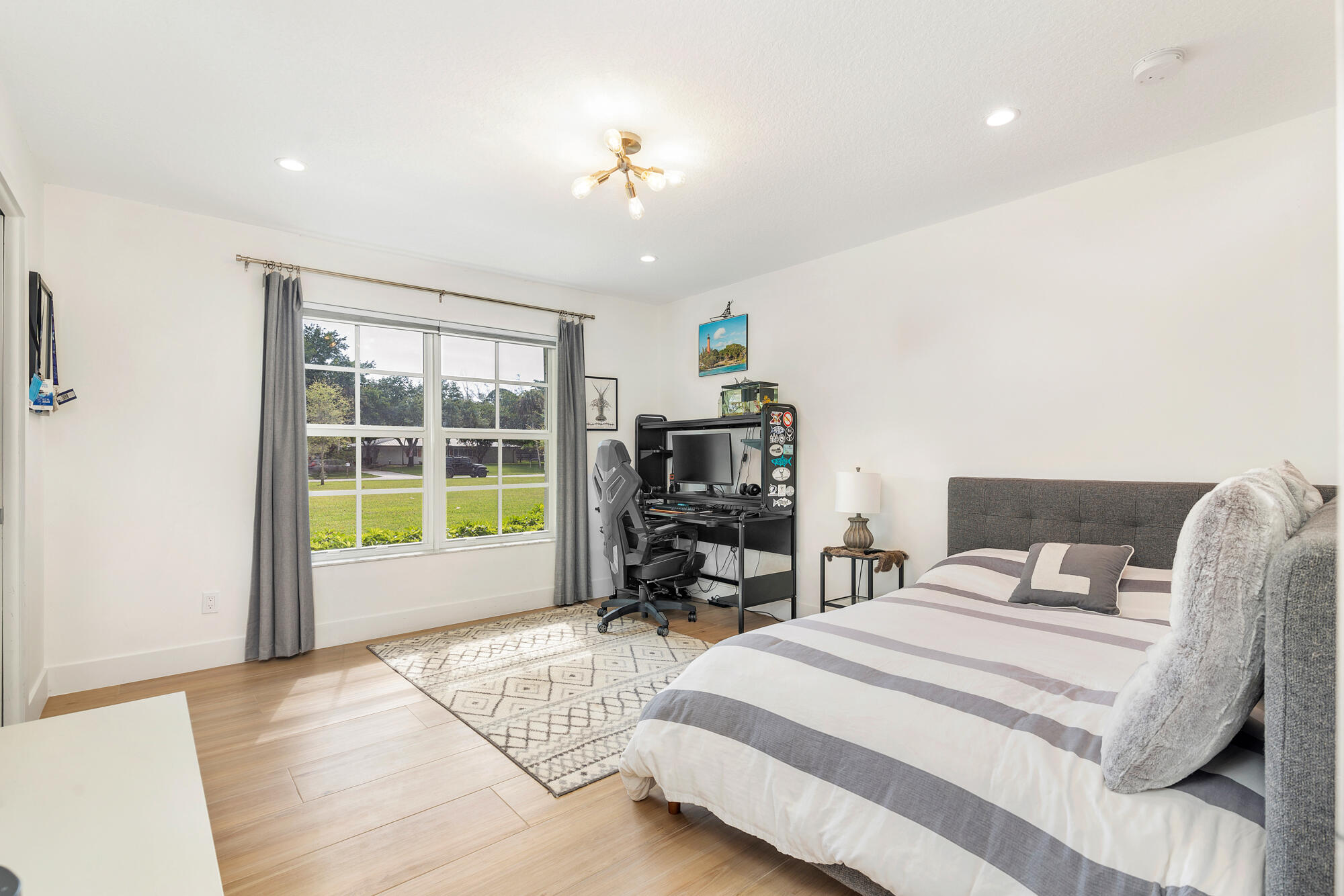 HORSESHOE ACRES - Residential