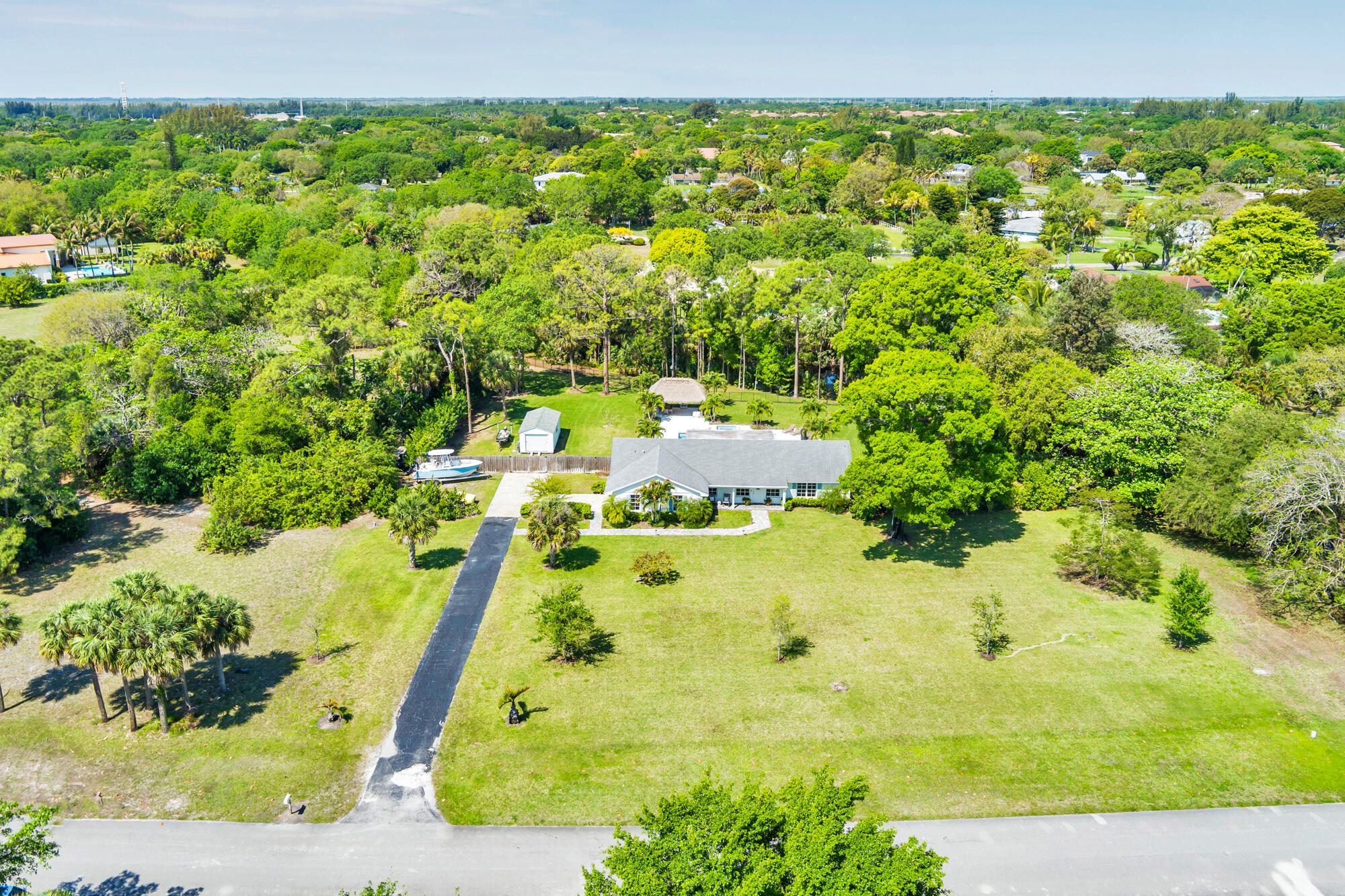 HORSESHOE ACRES - Residential