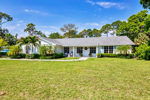 Photo of 8609 Kelso Drive, Palm Beach Gardens, FL 33418 (MLS # B26010365)