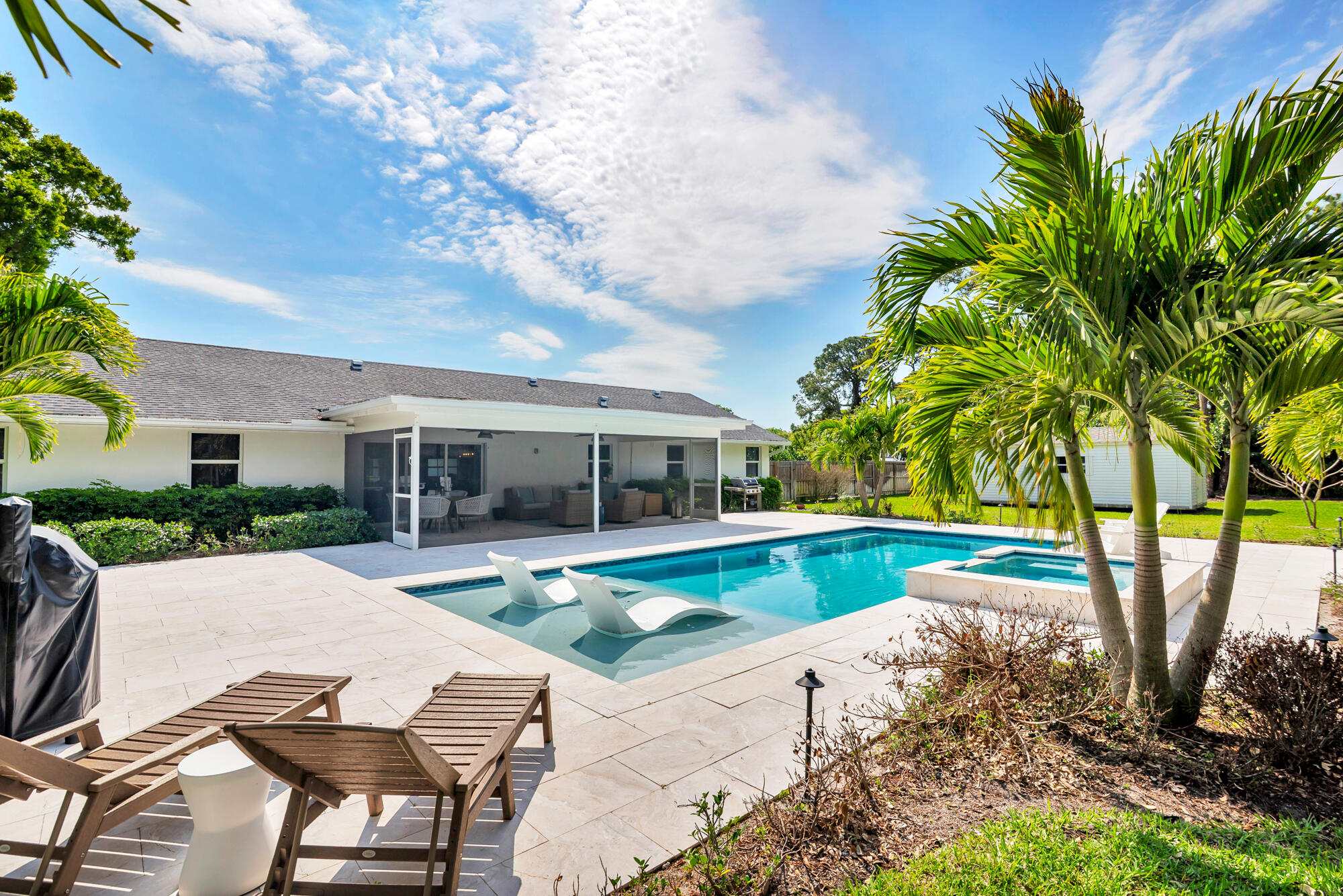 HORSESHOE ACRES - Residential