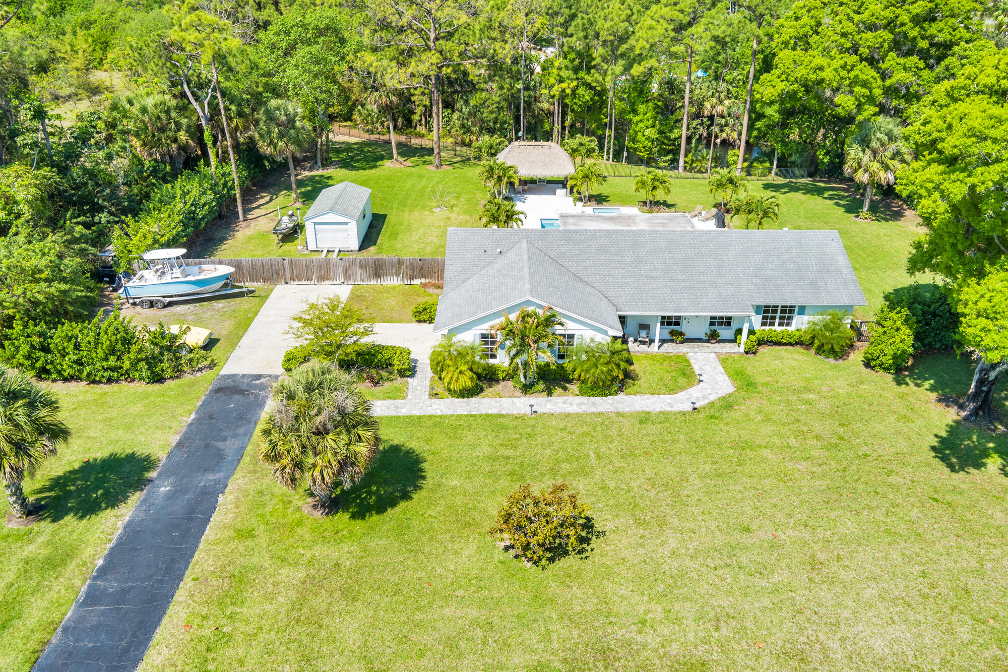 HORSESHOE ACRES - Residential