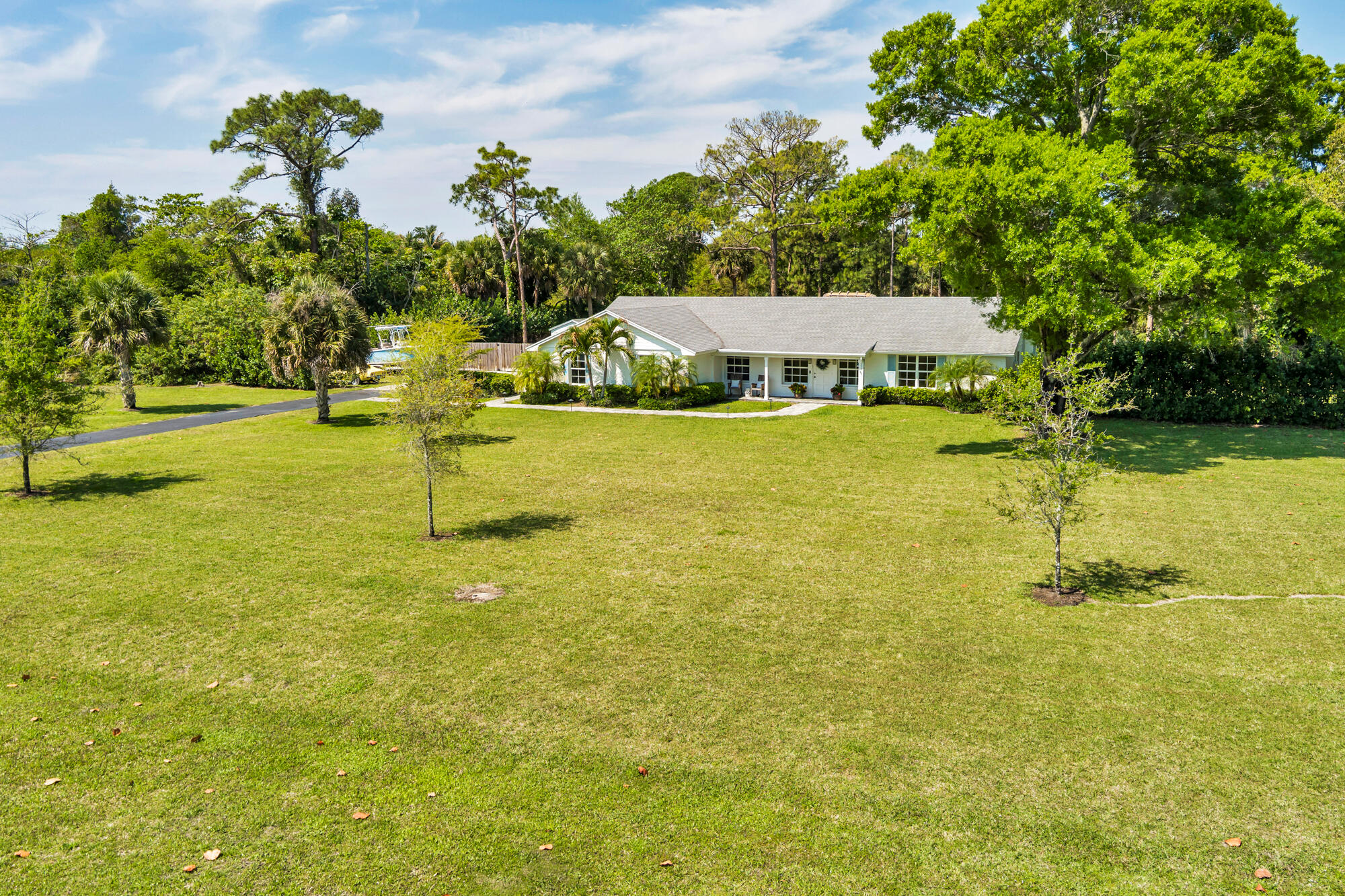 HORSESHOE ACRES - Residential