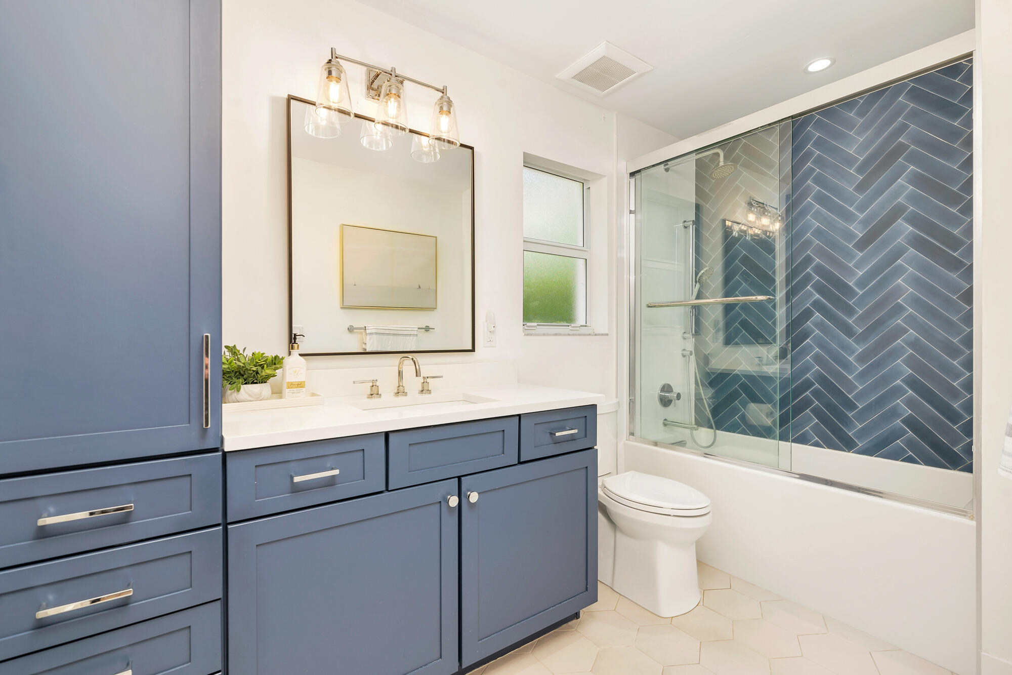 HORSESHOE ACRES - Residential