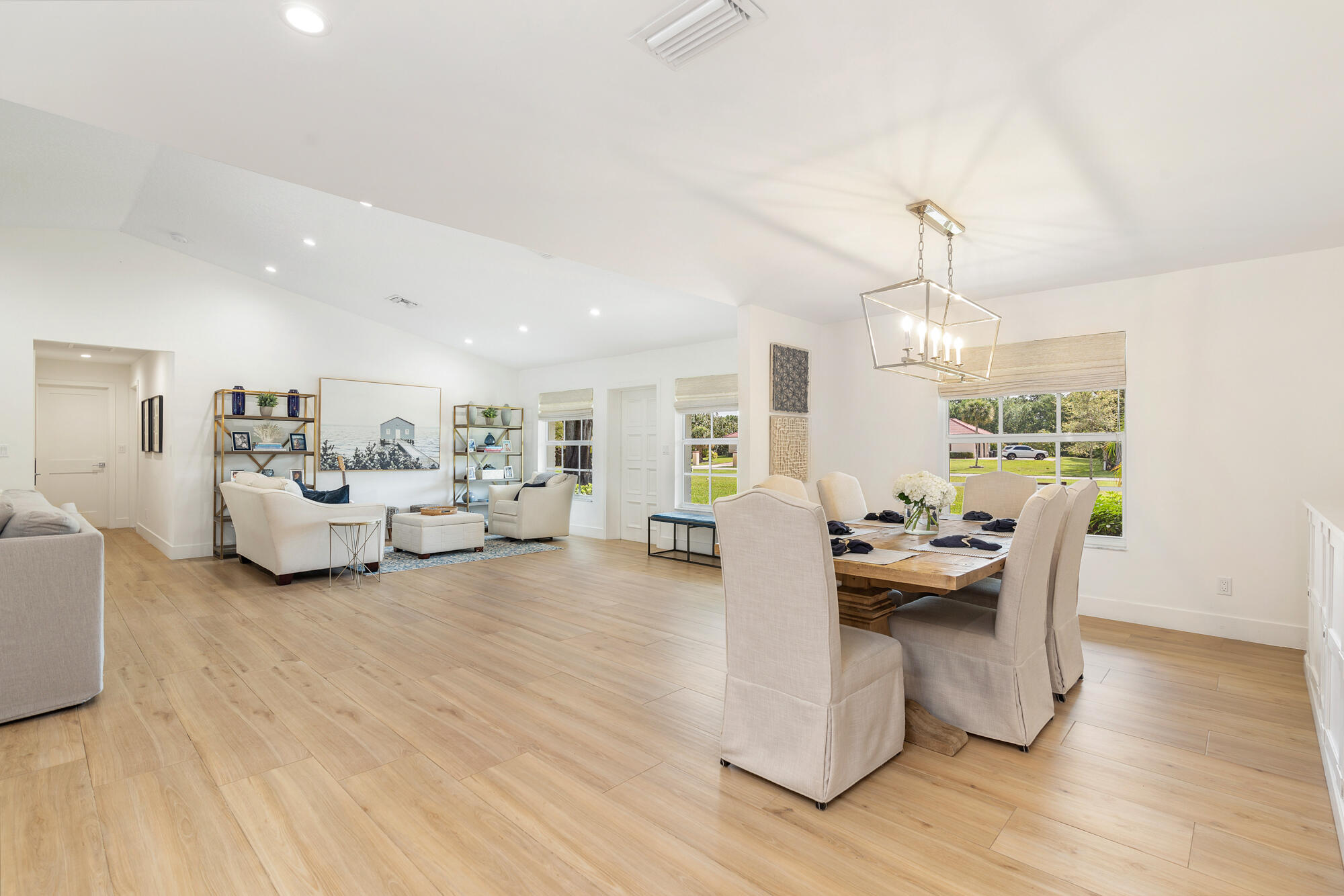 HORSESHOE ACRES - Residential