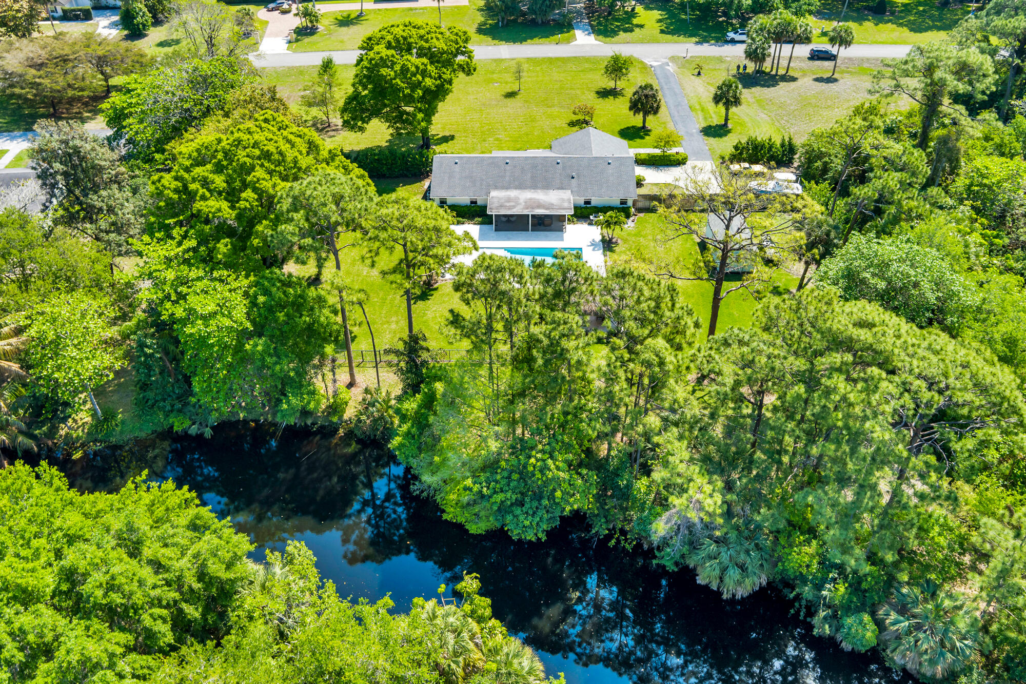 HORSESHOE ACRES - Residential