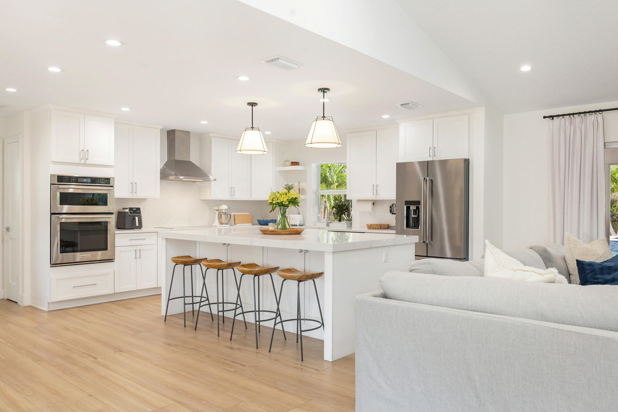 HORSESHOE ACRES - Residential