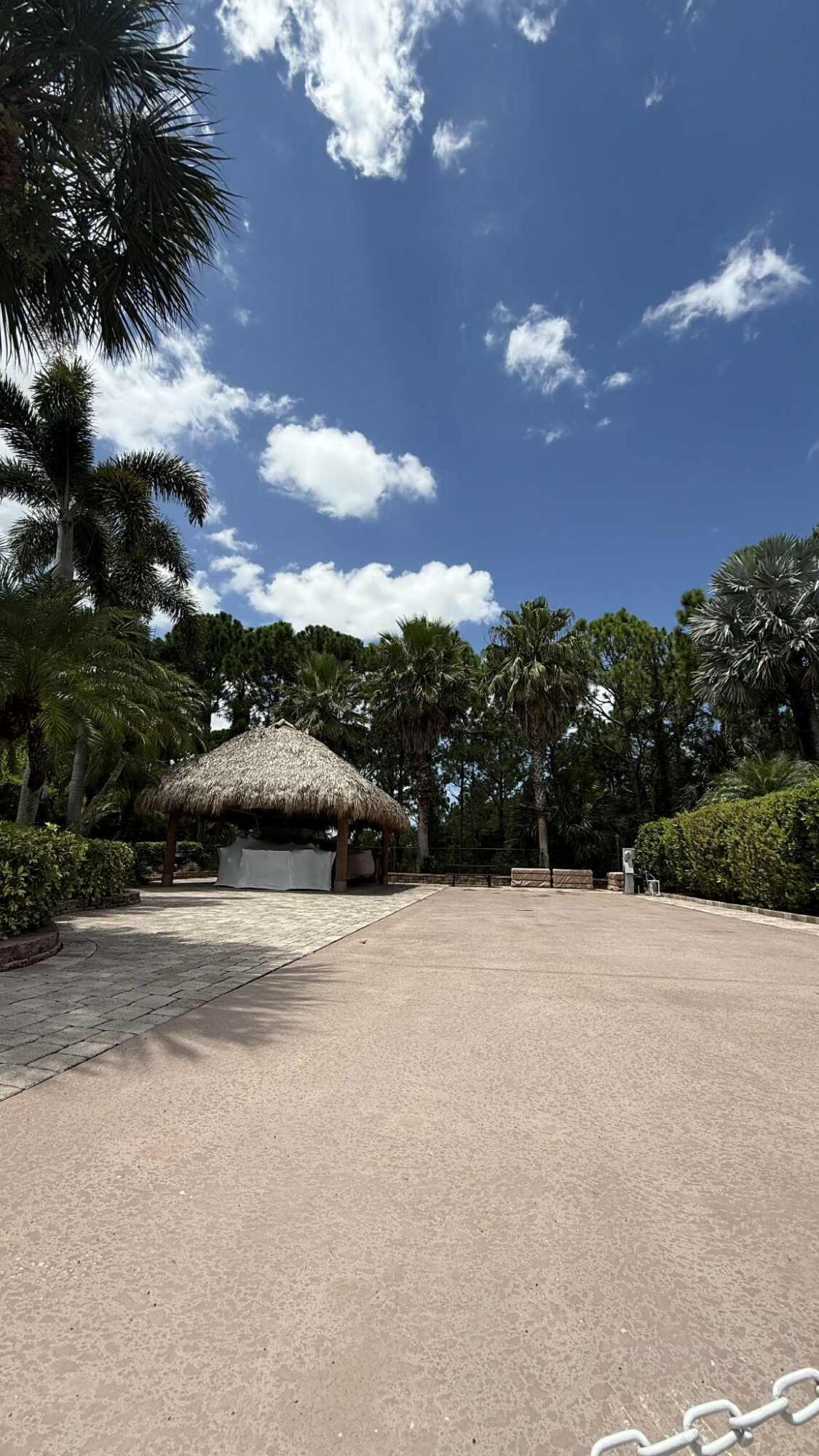 OUTDOOR RESORTS AT ST. LU - Land