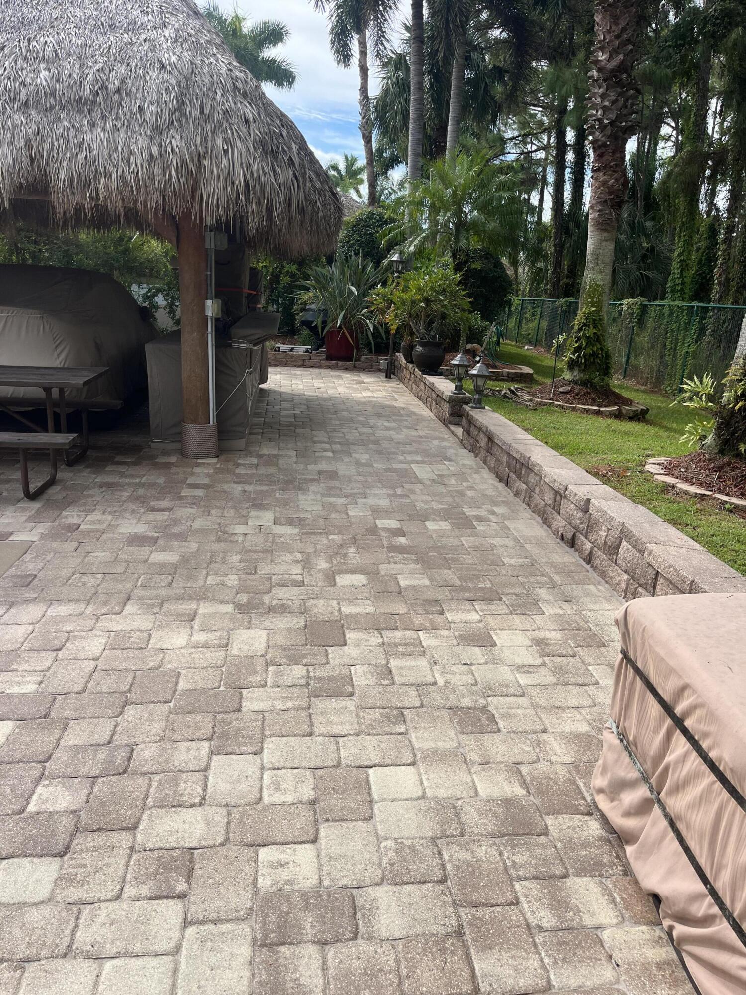 OUTDOOR RESORTS AT ST. LU - Land