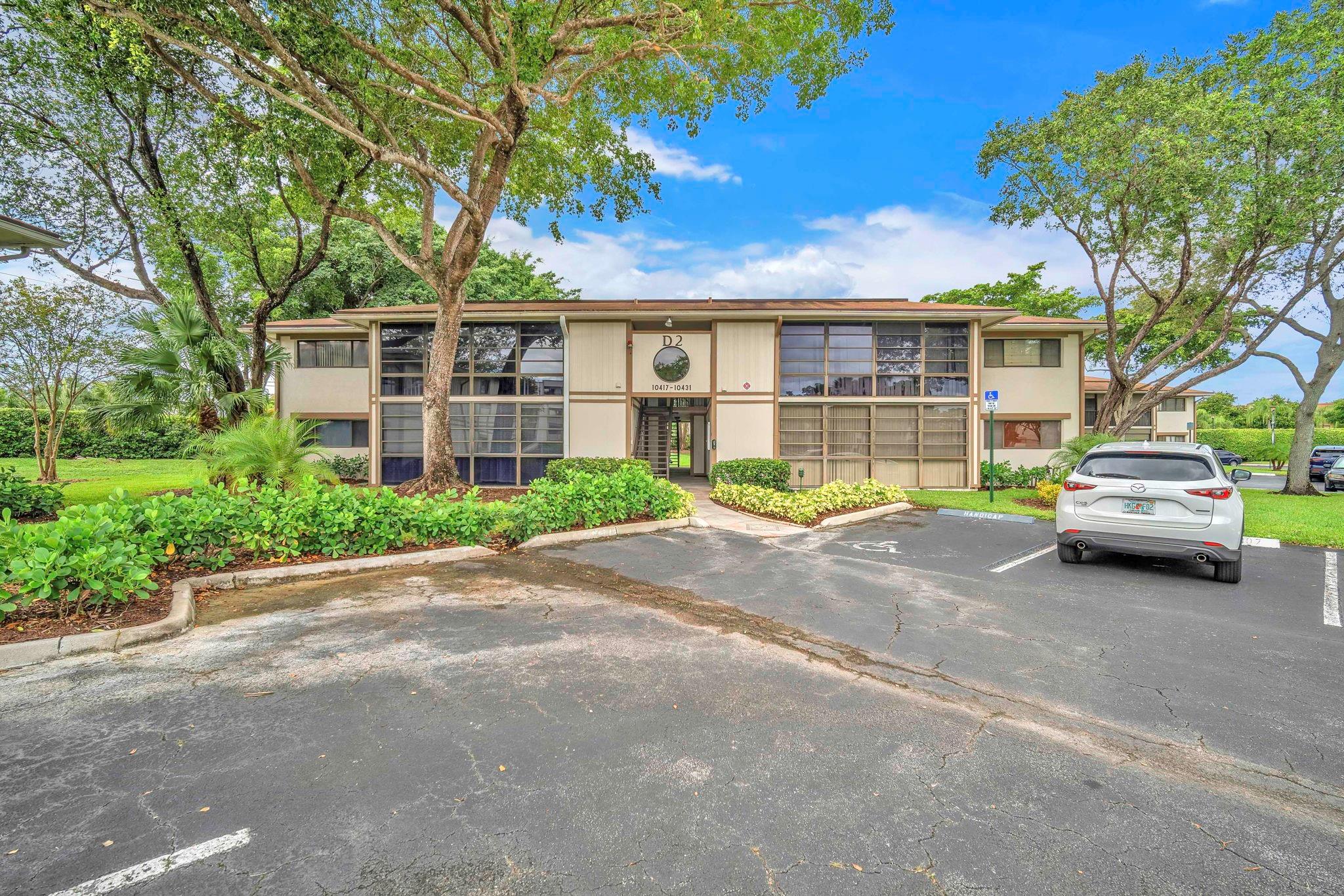 10419 E Clairmont Cir 205