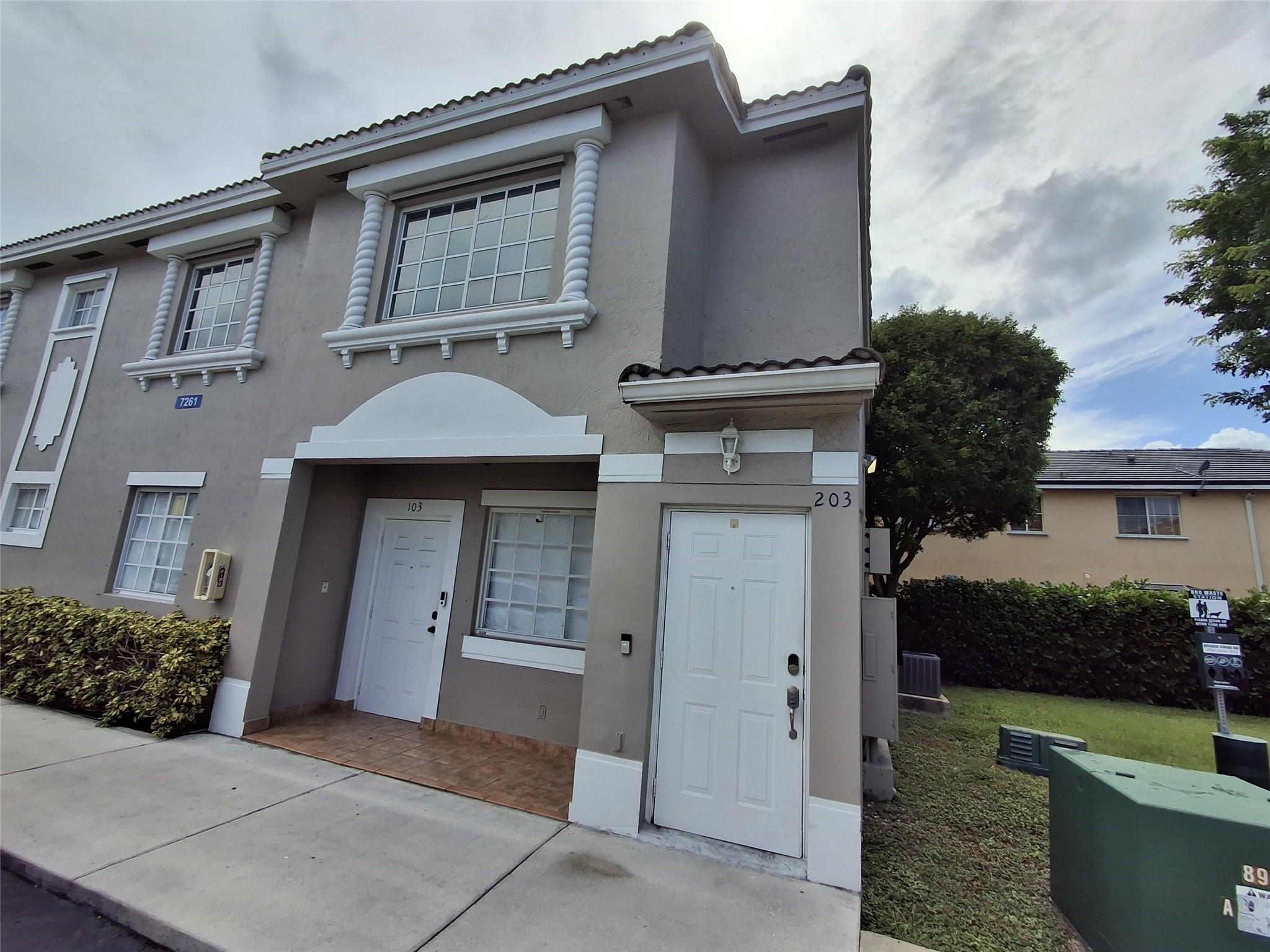 7261 NW 174th Ter 203