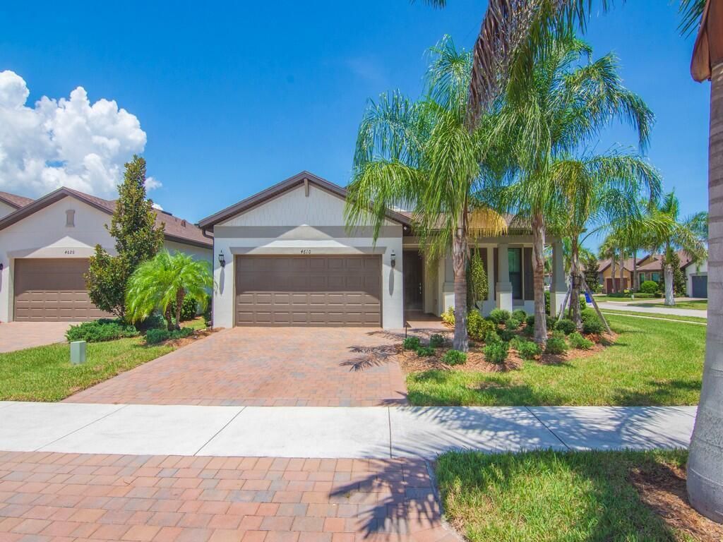 Photo of 4610 Ibis Road, Vero Beach, FL 32967 (MLS # R11120430)