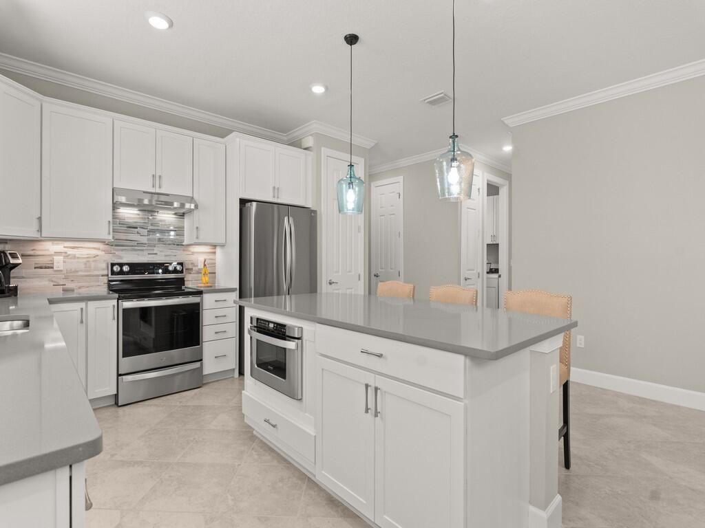 Photo of 4610 Ibis Road, Vero Beach, FL 32967 (MLS # R11120430)