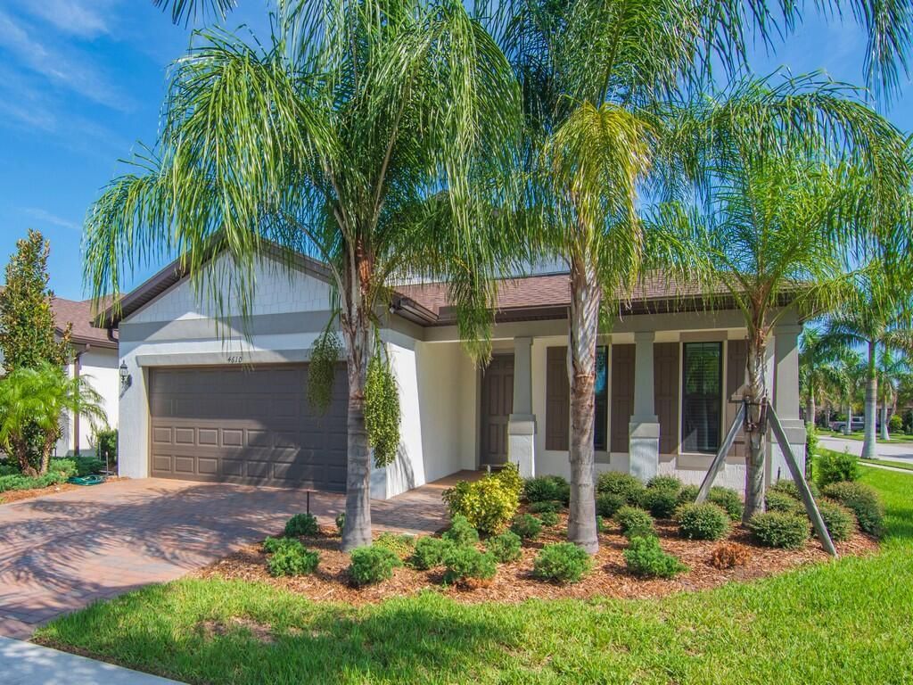 Photo of 4610 Ibis Road, Vero Beach, FL 32967 (MLS # R11120430)
