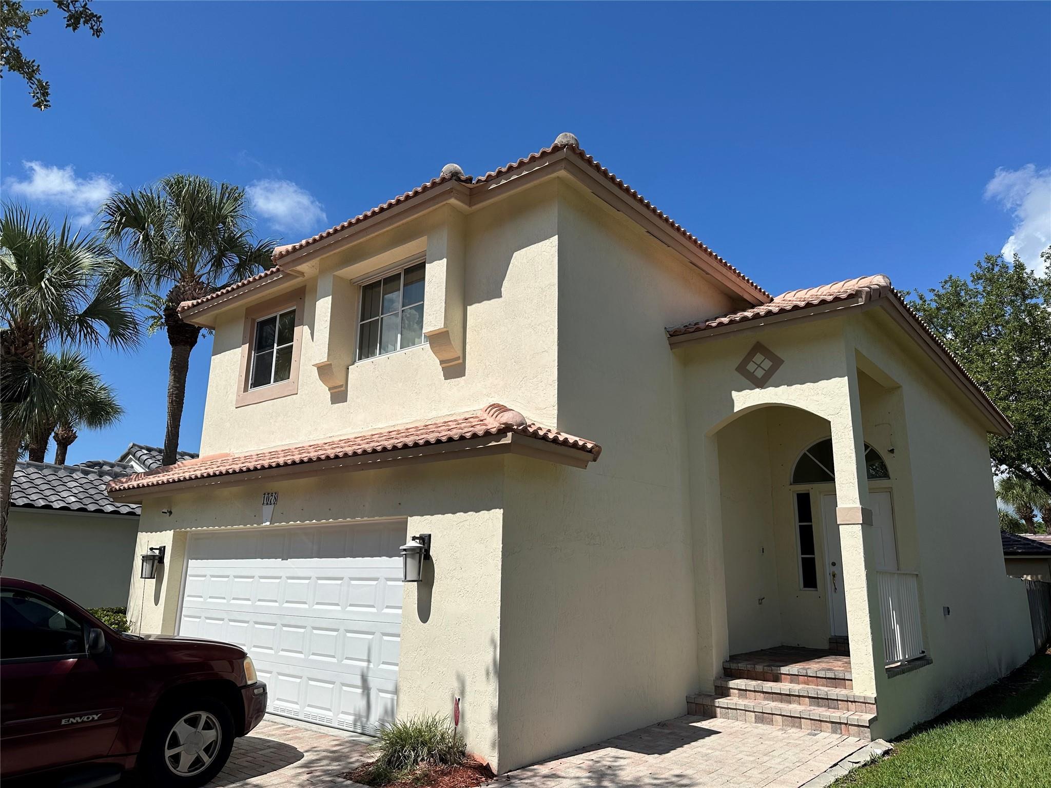 Updated house on corner ready to move in 3rd full bath in garage and AC