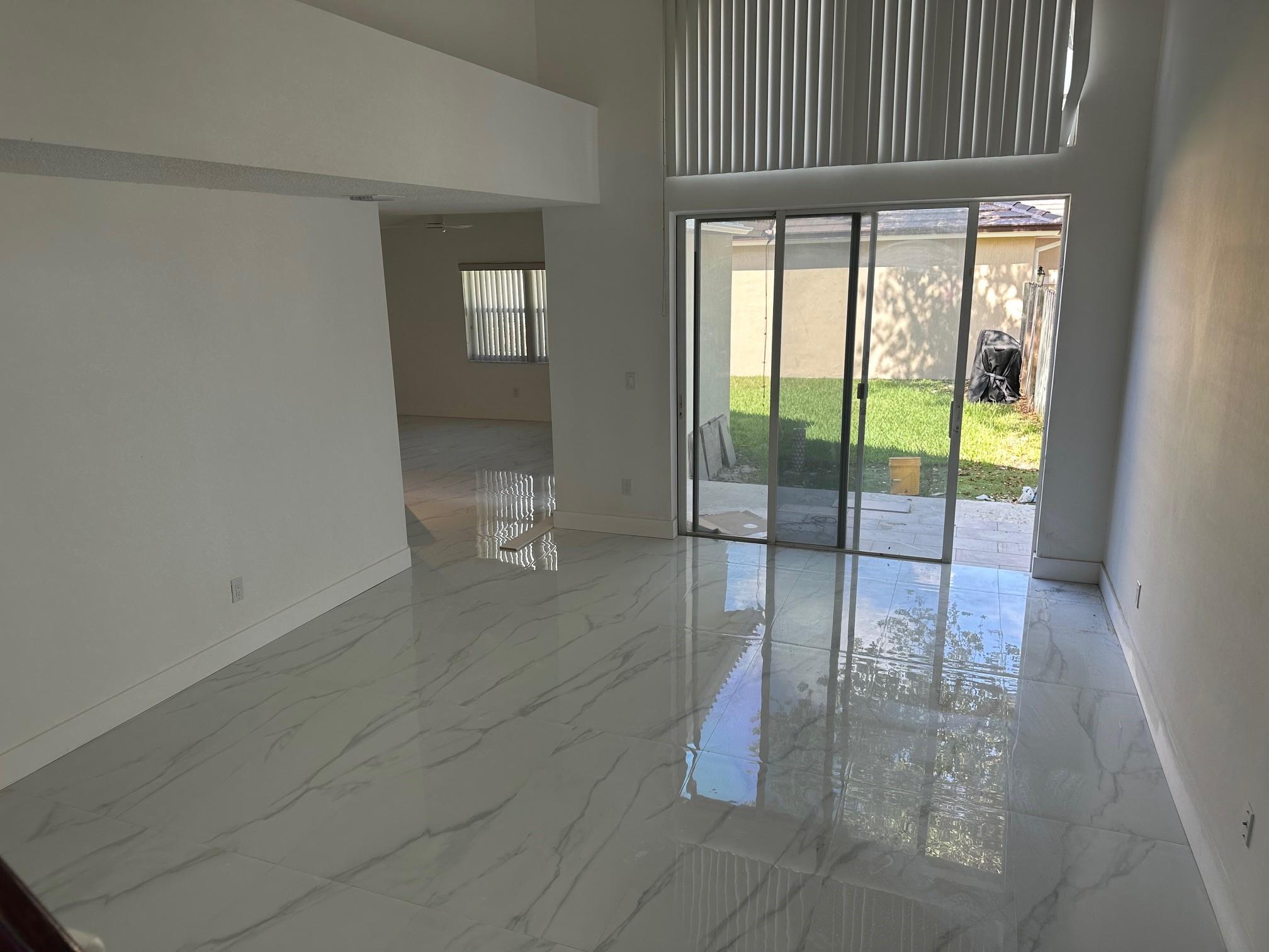 1078 NW 170th Ave