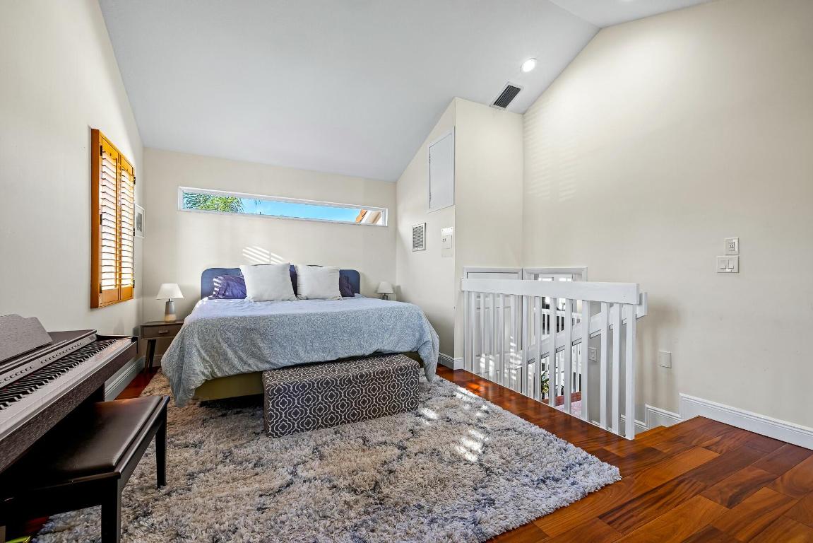 TROPIC ISLE 3RD SEC - Residential