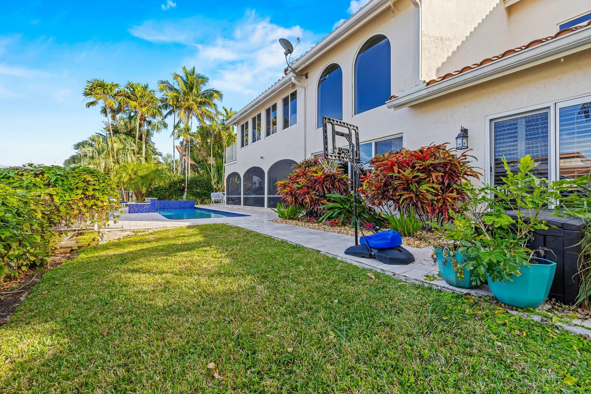 TROPIC ISLE 3RD SEC - Residential