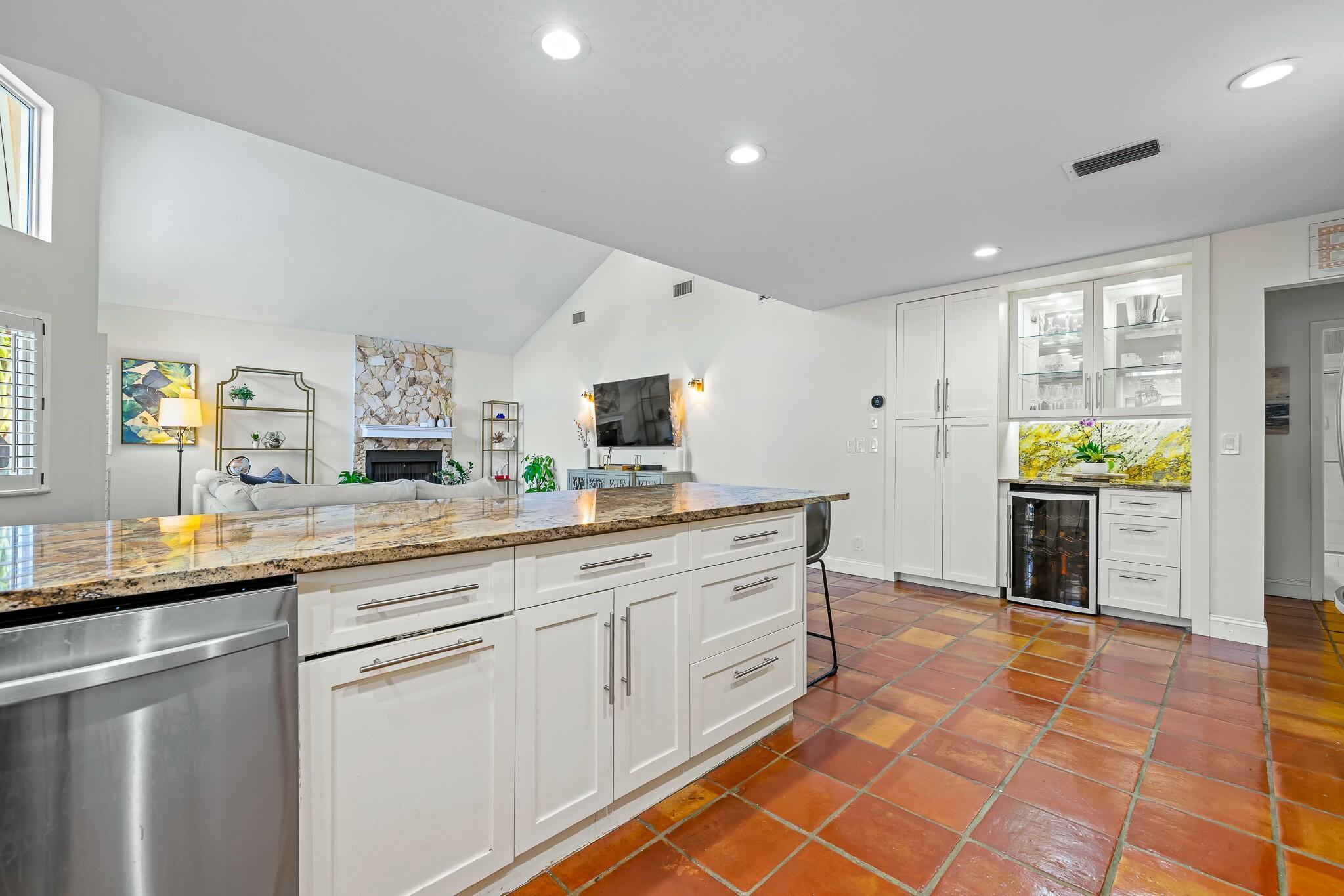 TROPIC ISLE 3RD SEC - Residential