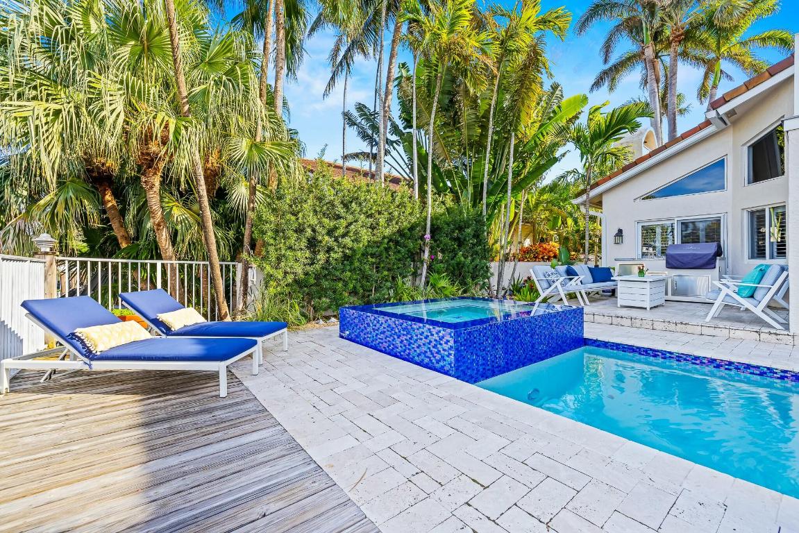 TROPIC ISLE 3RD SEC - Residential