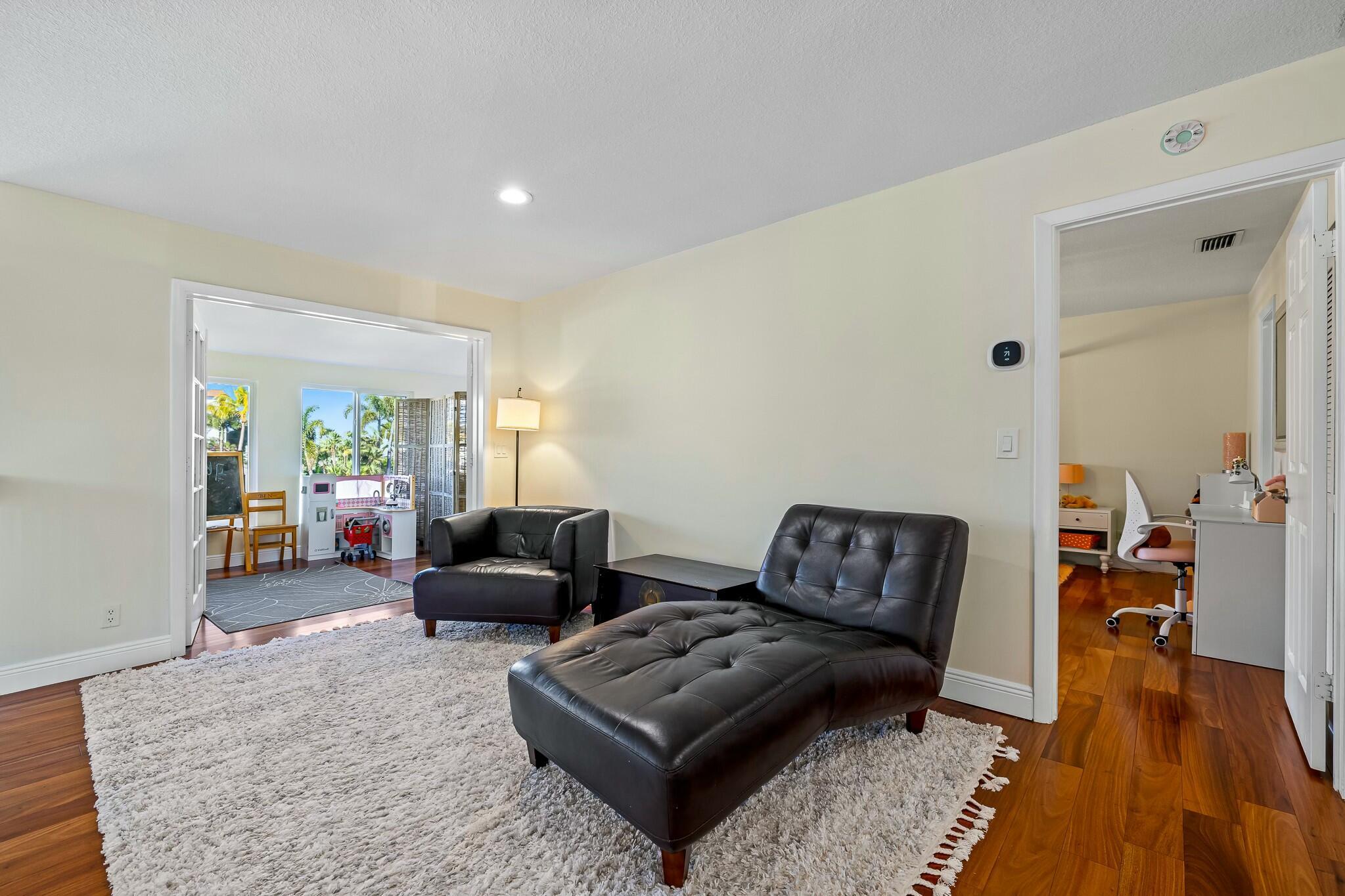 TROPIC ISLE 3RD SEC - Residential