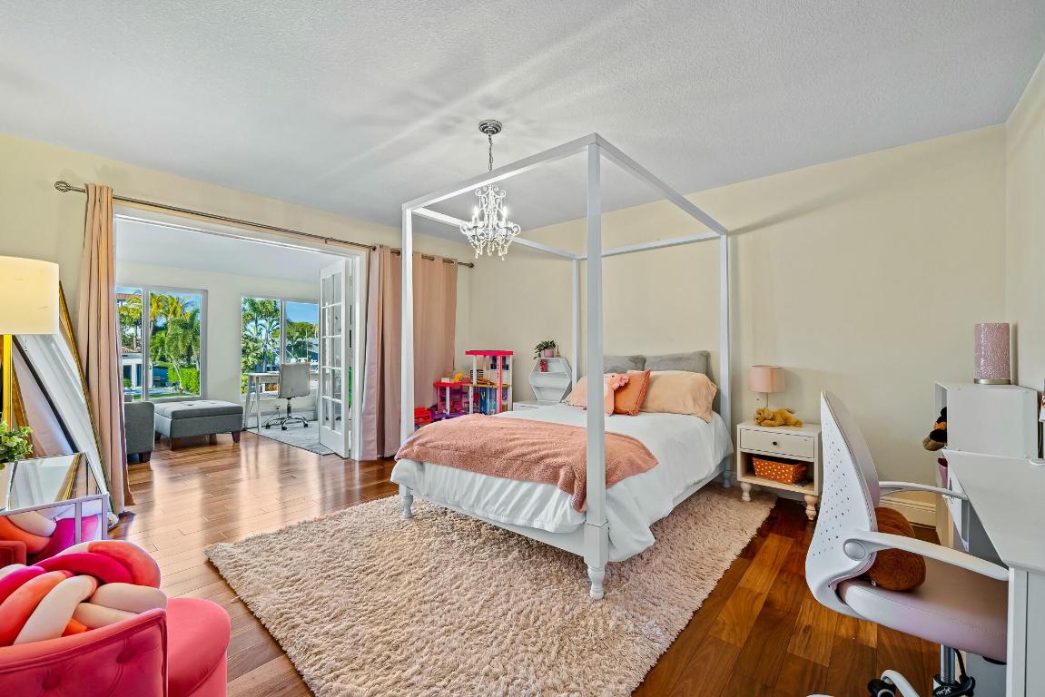 TROPIC ISLE 3RD SEC - Residential