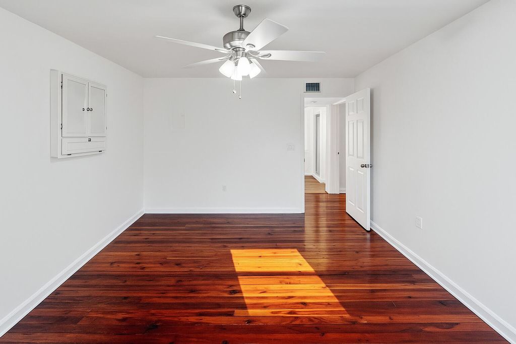 Photo of 415 6th Avenue N #1/2, Lake Worth Beach, FL 33460 (MLS # R11100281)