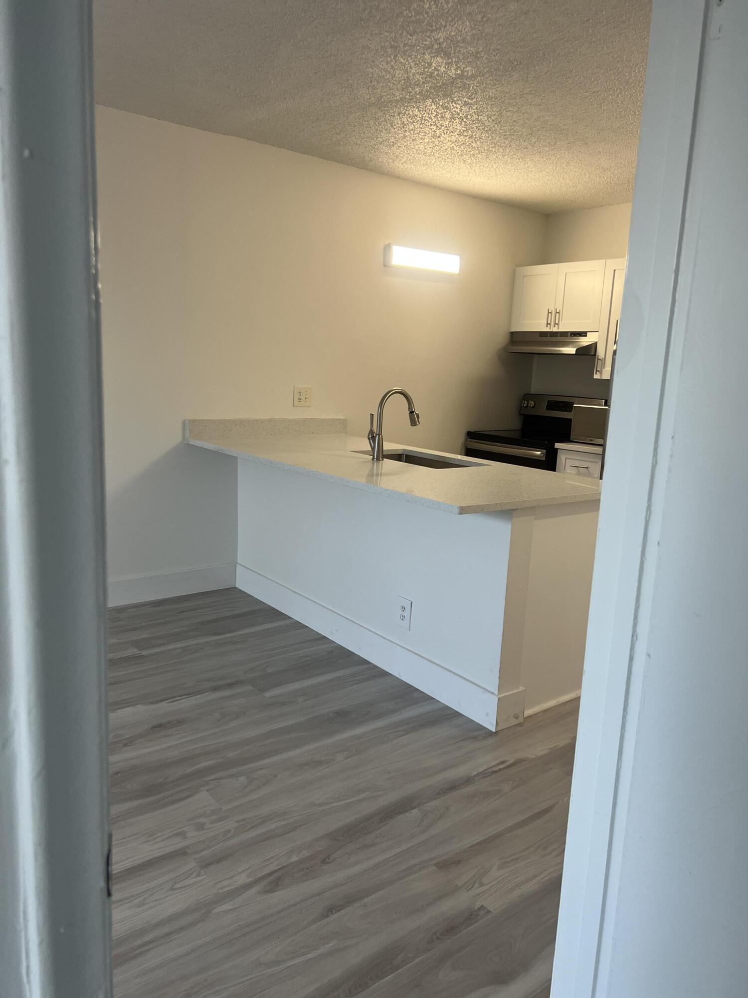 CORAL SPRINGS TOWER CLUB - Residential