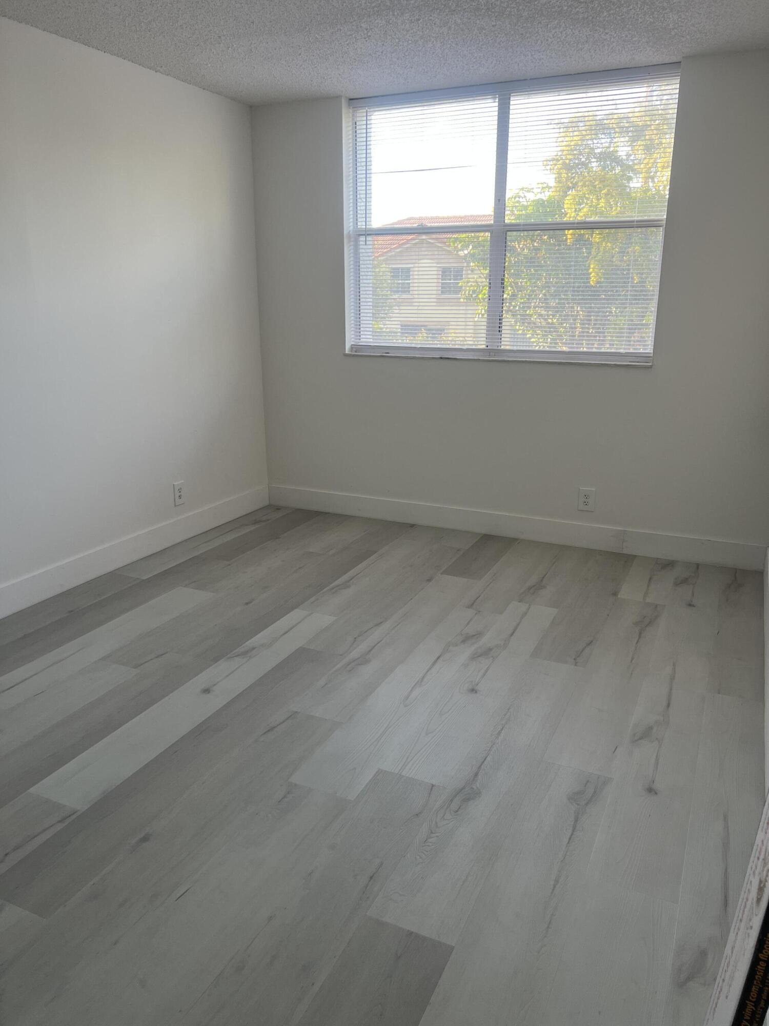 CORAL SPRINGS TOWER CLUB - Residential