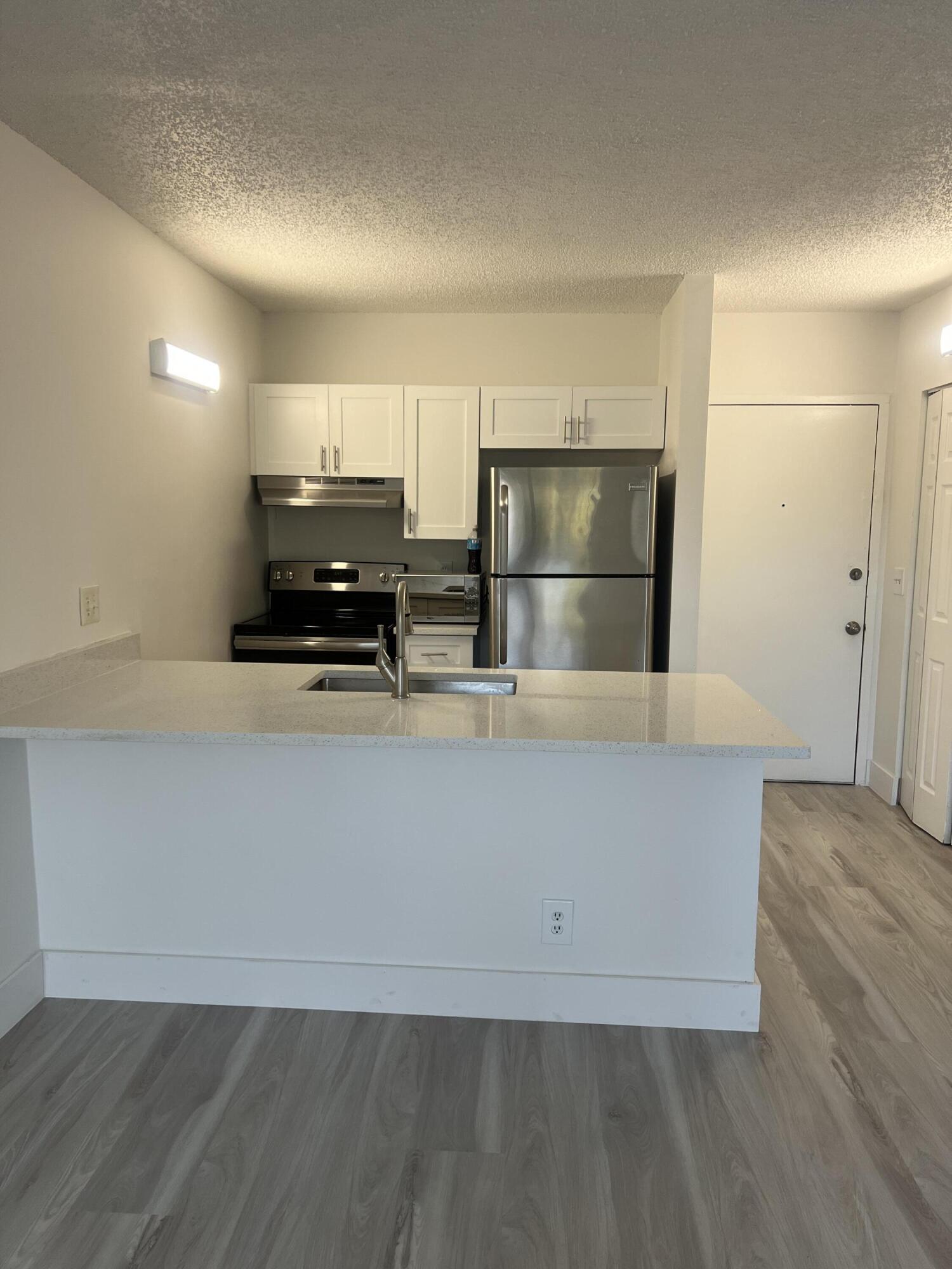 2501 Riverside Drive 206-a