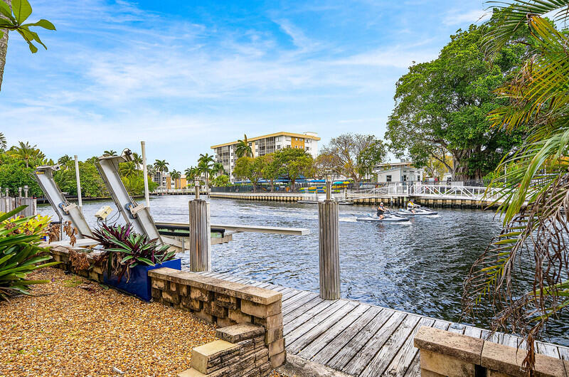MIDDLE RIVER ESTATES - Residential Lease