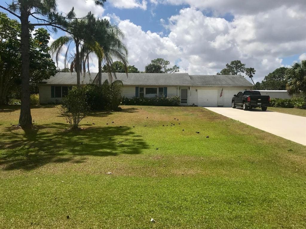 Photo of 15330 Twin Beech Parkway, Port Saint Lucie, FL 34987 (MLS # R10694391)