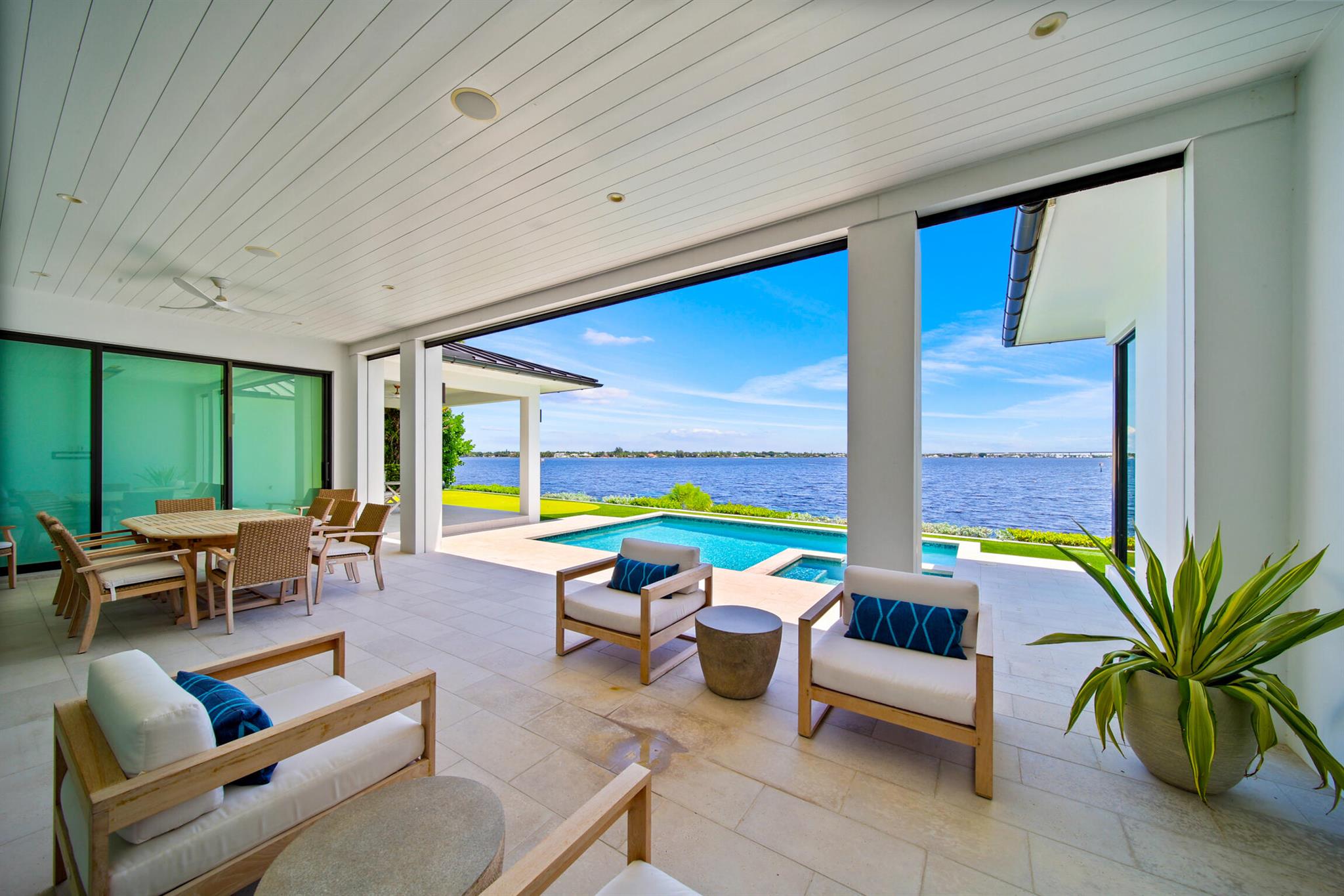 Floridian Golf Club - Residential