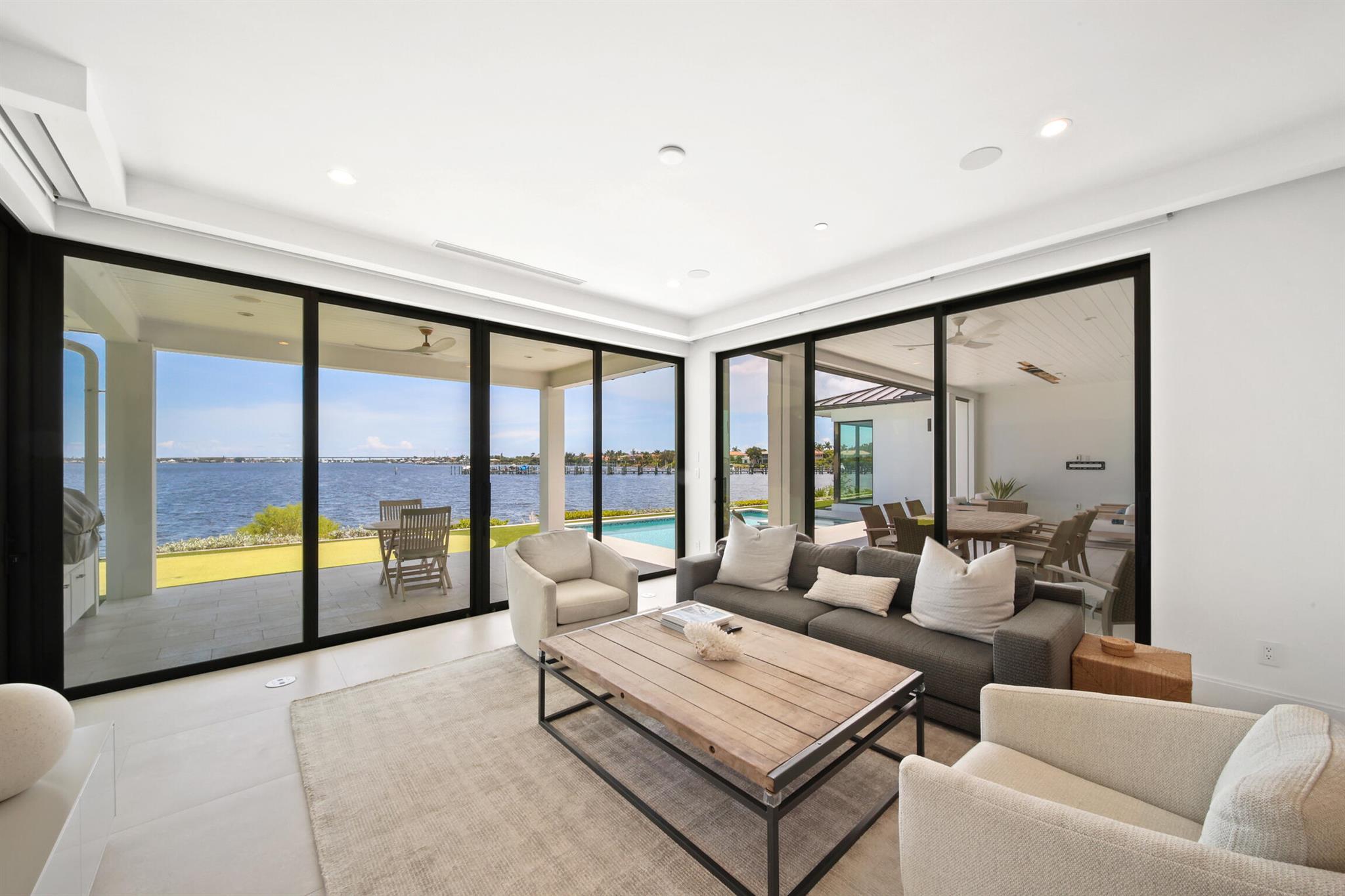 Floridian Golf Club - Residential