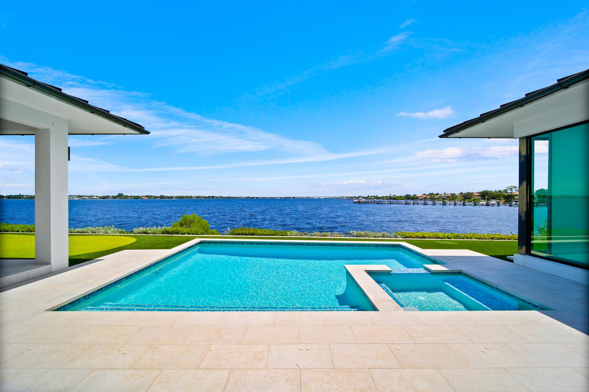 Floridian Golf Club - Residential