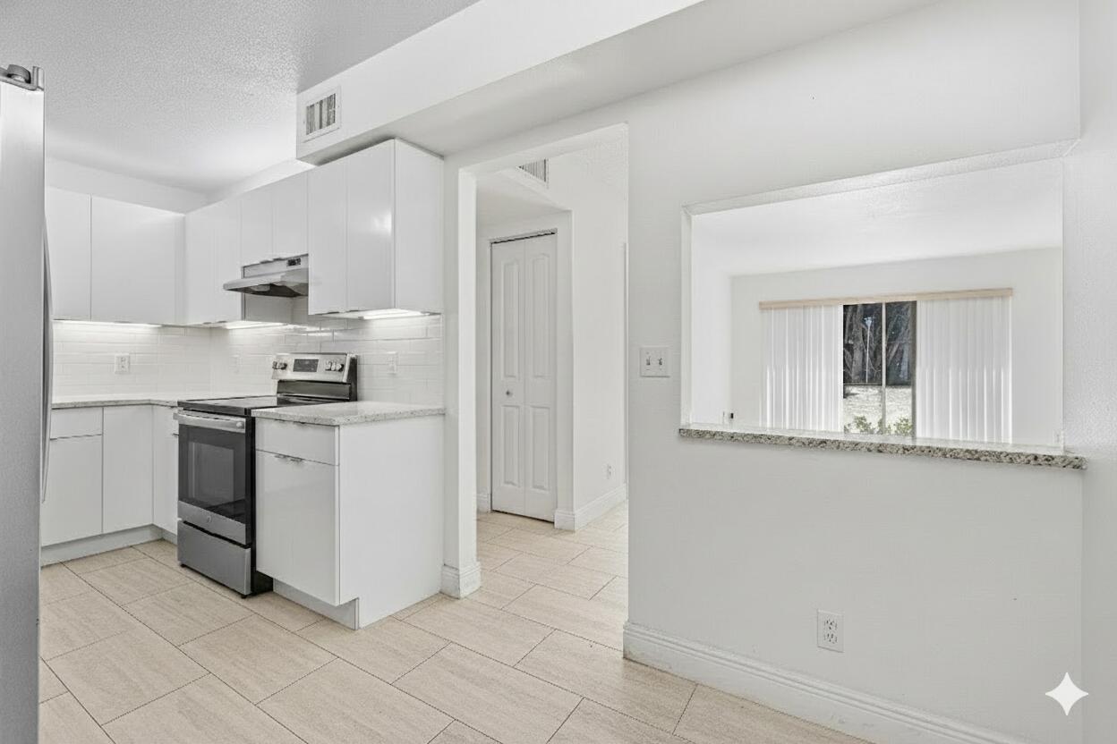 PALM CLUB WEST VILLAGE 1 - Residential