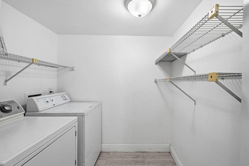 PALM CLUB WEST VILLAGE 1 - Residential