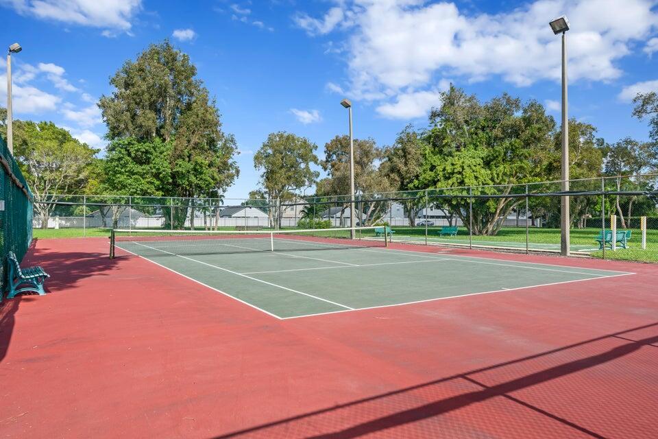 PALM CLUB WEST VILLAGE 1 - Residential