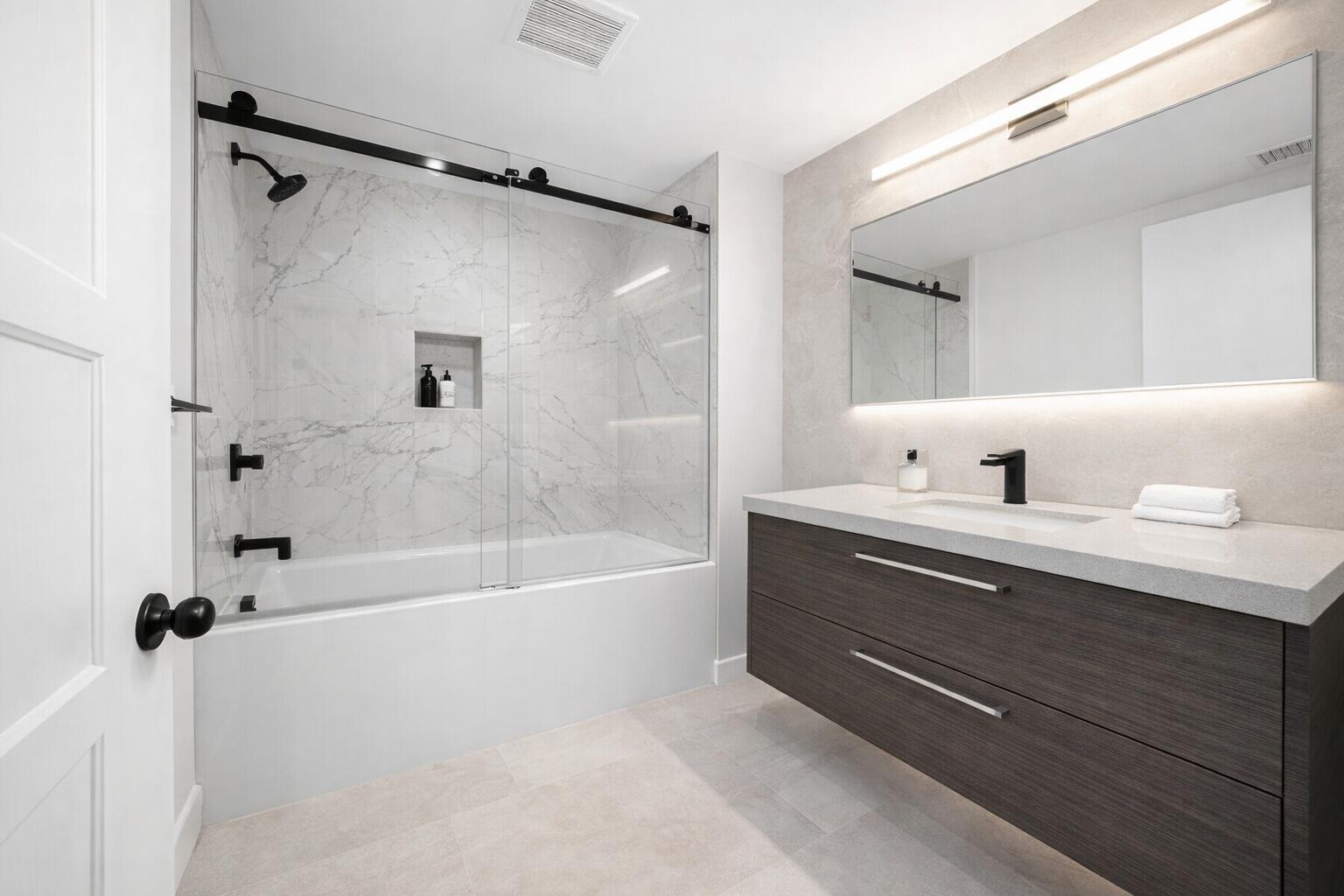 PALM CLUB WEST VILLAGE 1 - Residential