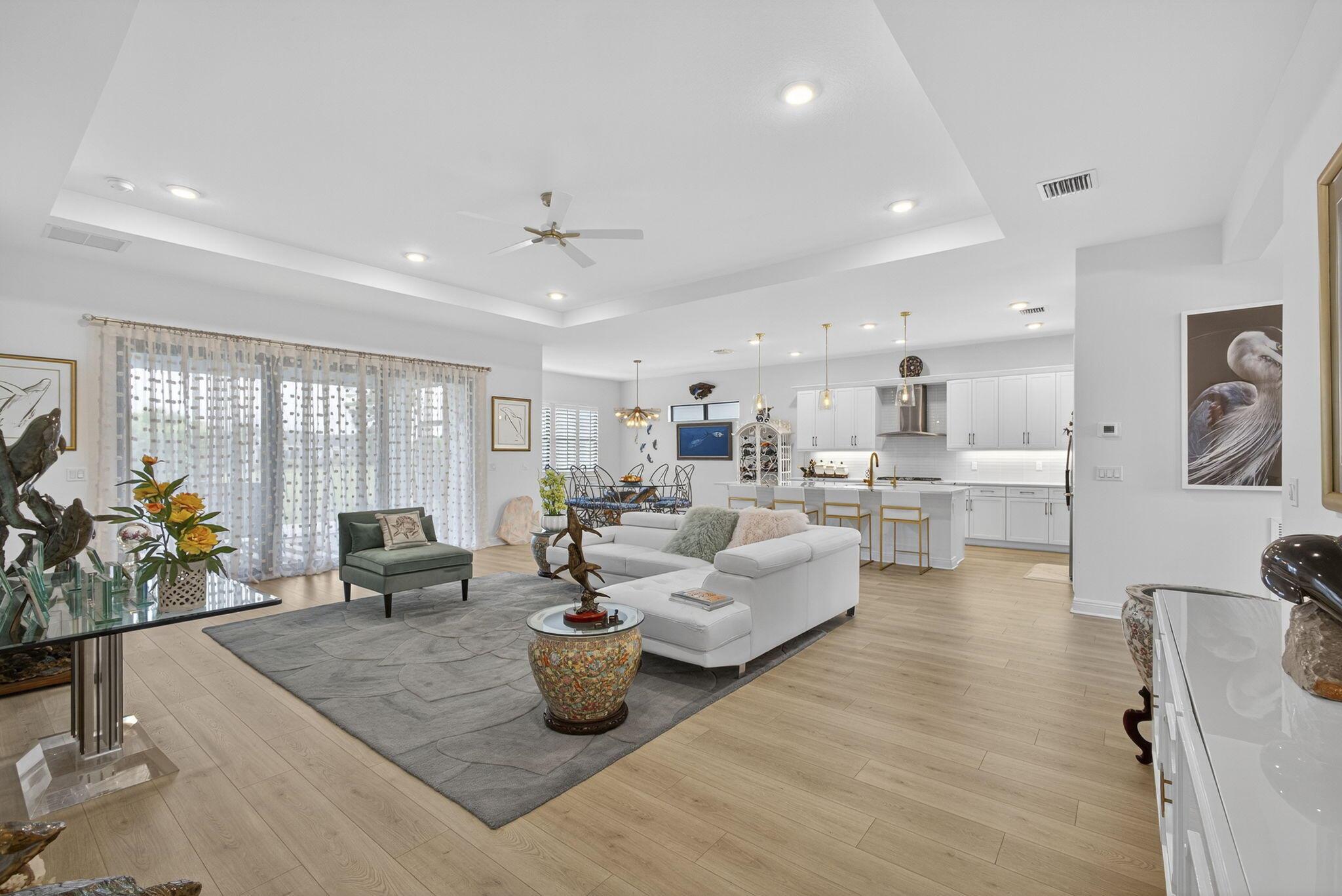CRESSWIND PALM BEACH - Residential