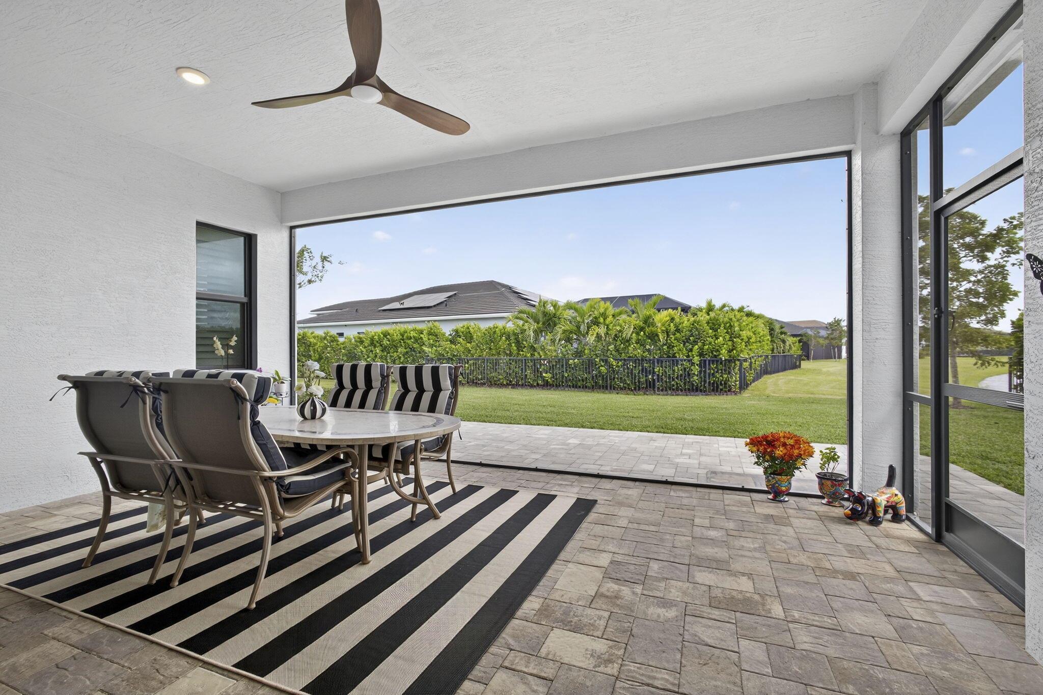 CRESSWIND PALM BEACH - Residential