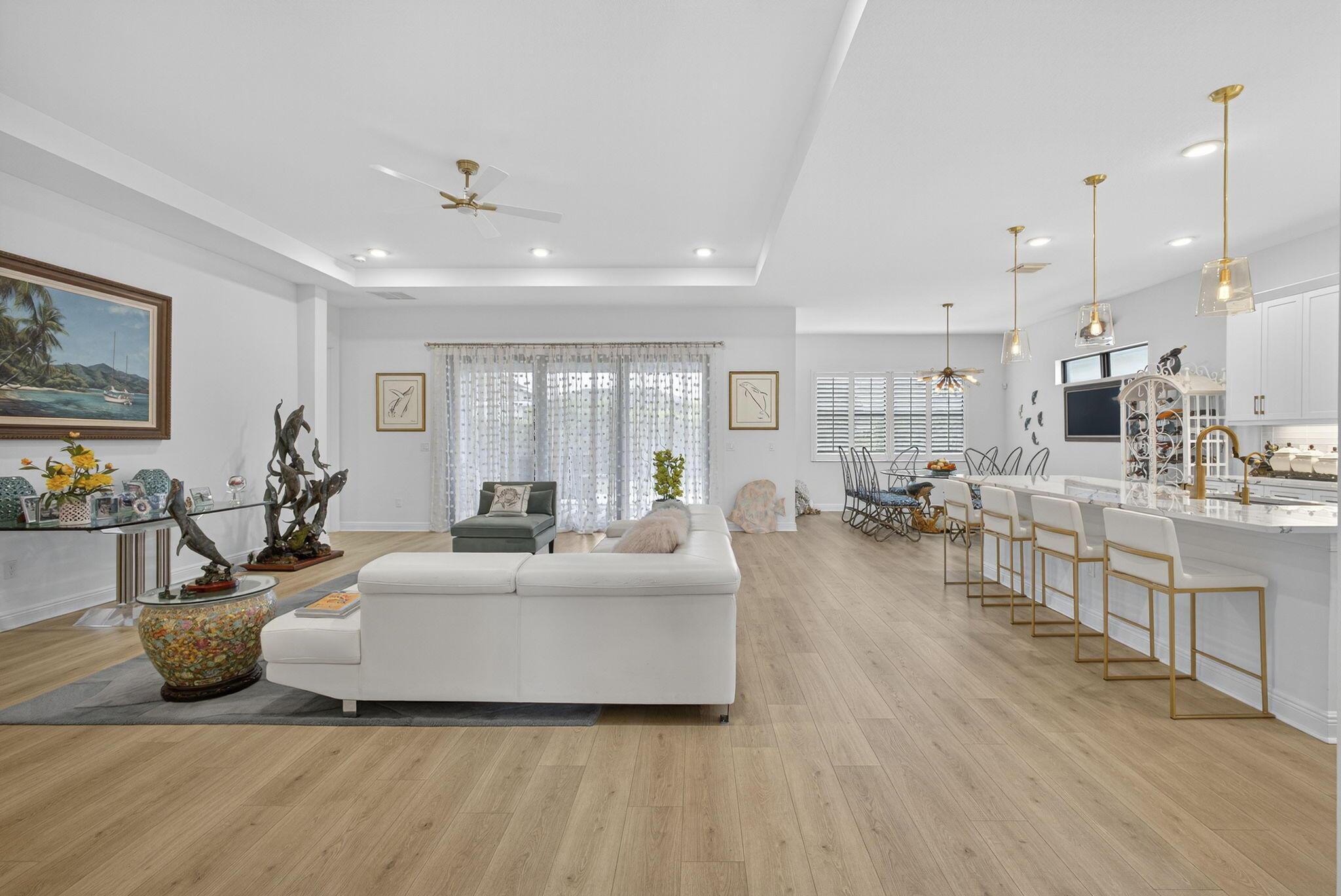 CRESSWIND PALM BEACH - Residential
