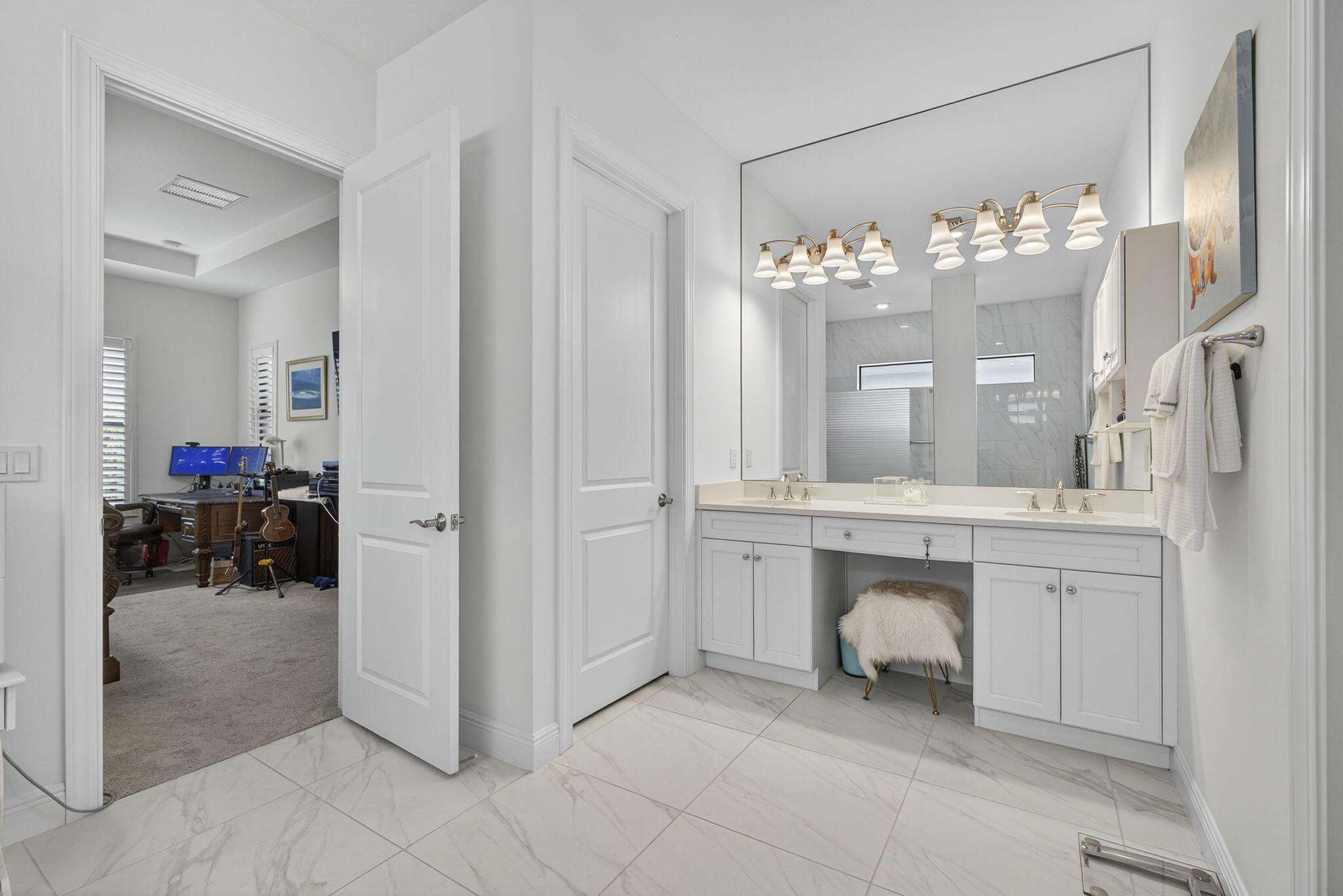 CRESSWIND PALM BEACH - Residential