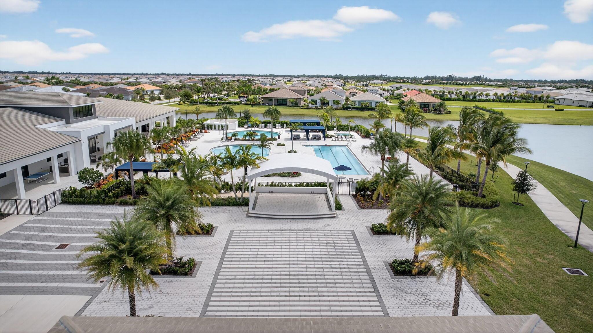 CRESSWIND PALM BEACH - Residential